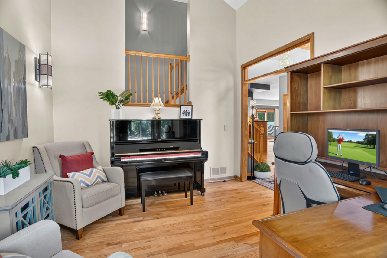 main property photo 20