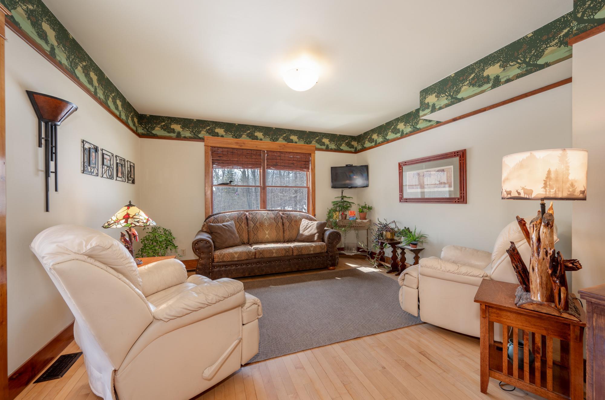 main property photo 23