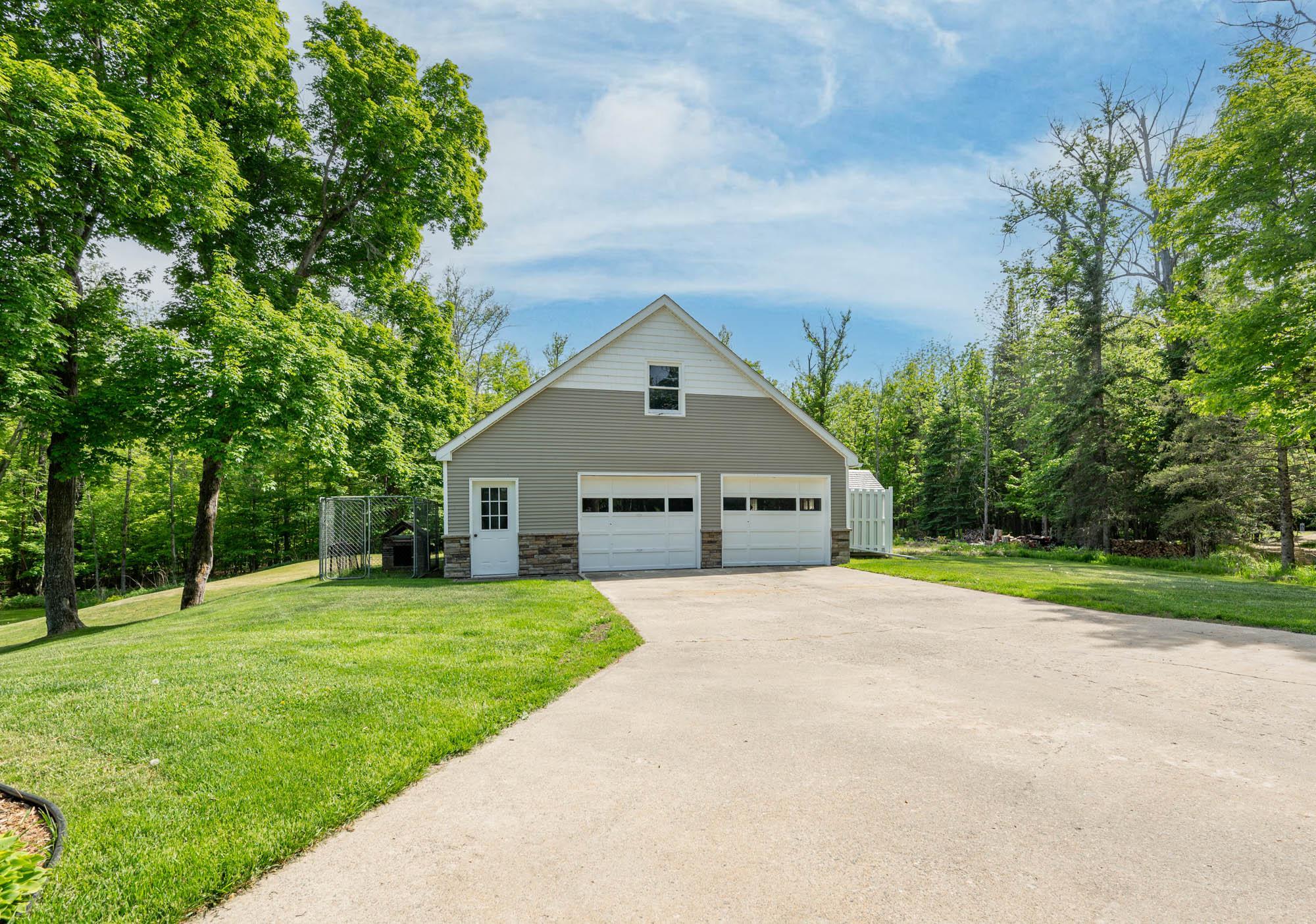main property photo 83