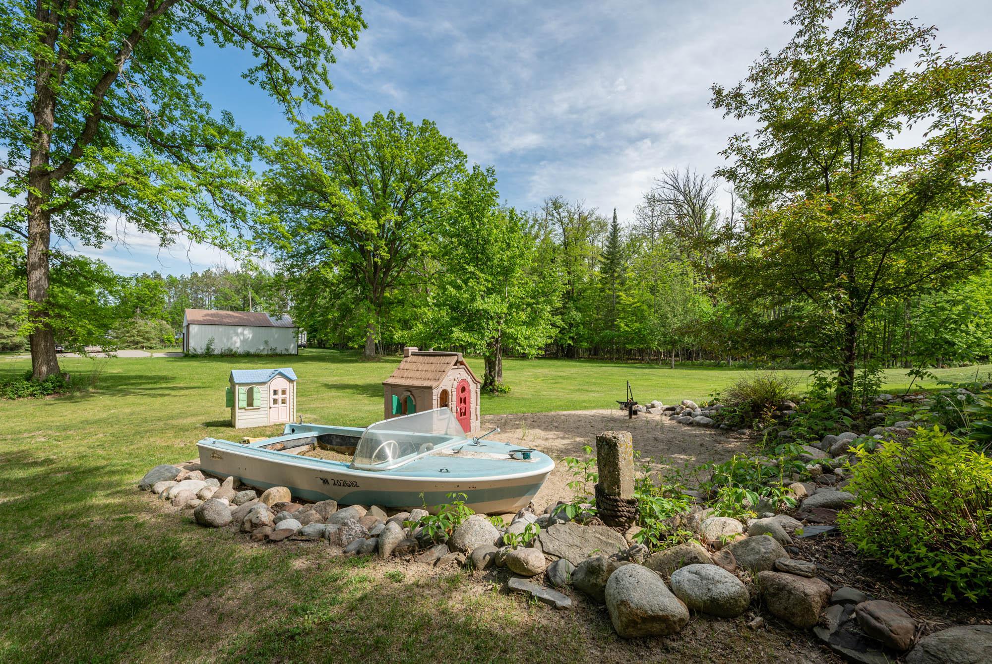 main property photo 89