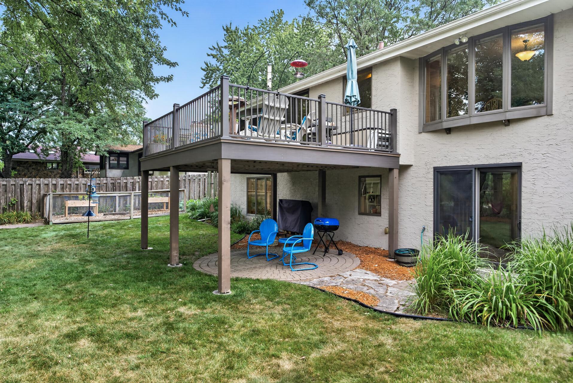main property photo 43
