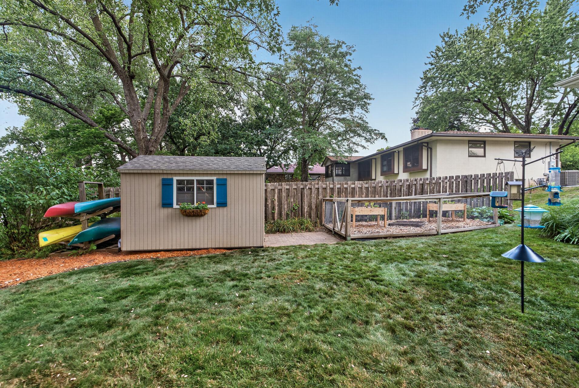 main property photo 47