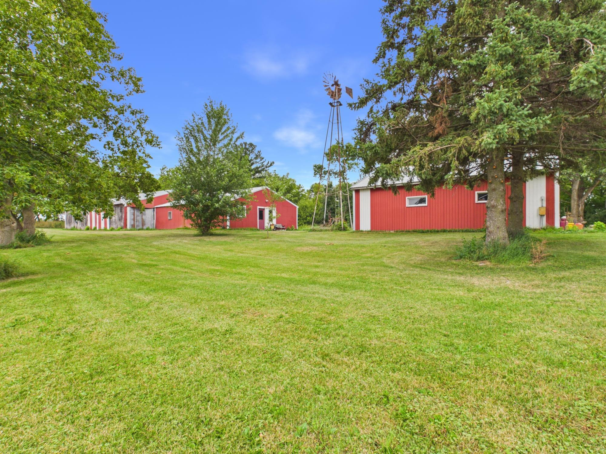 main property photo 16