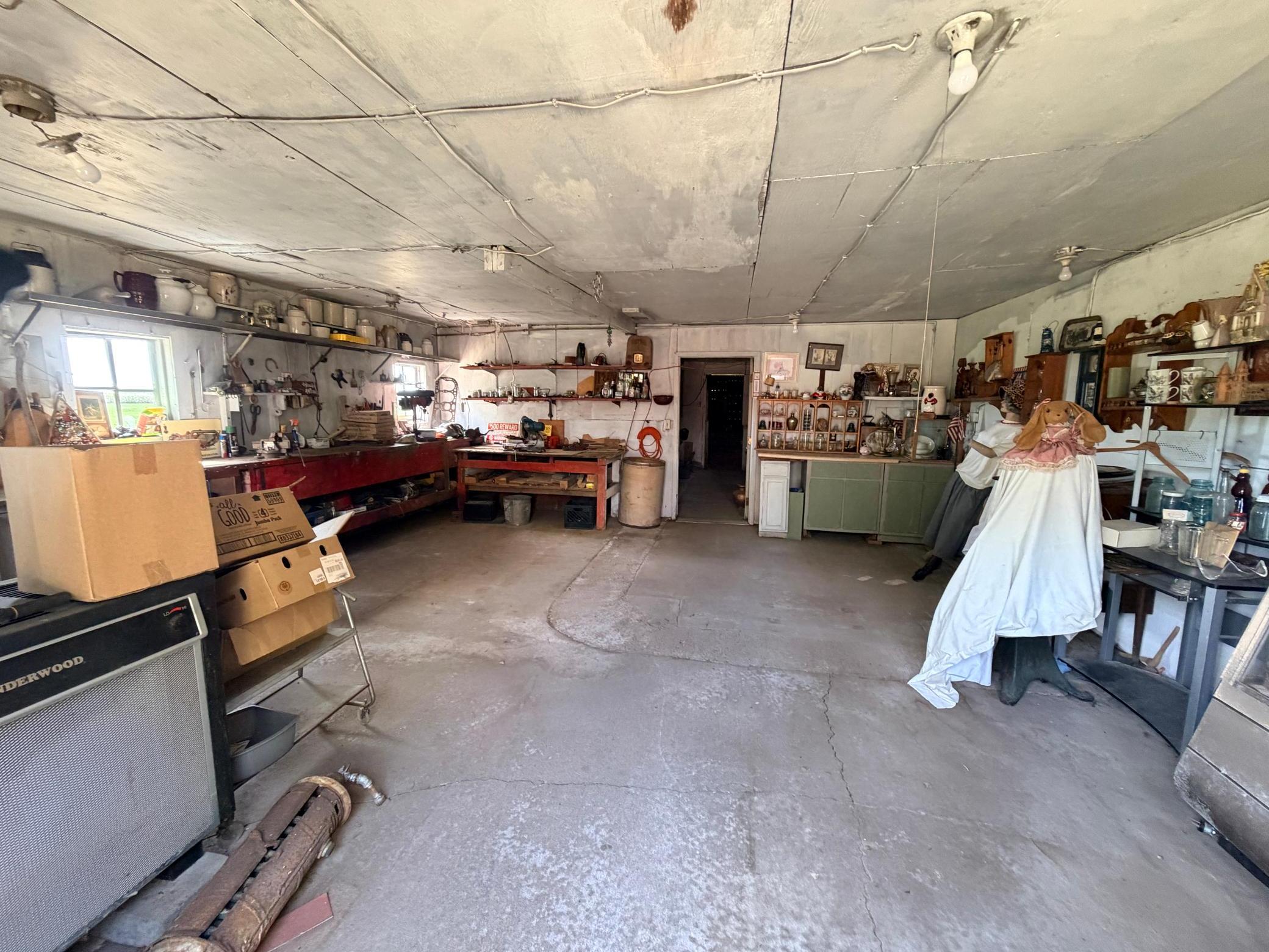 main property photo 39