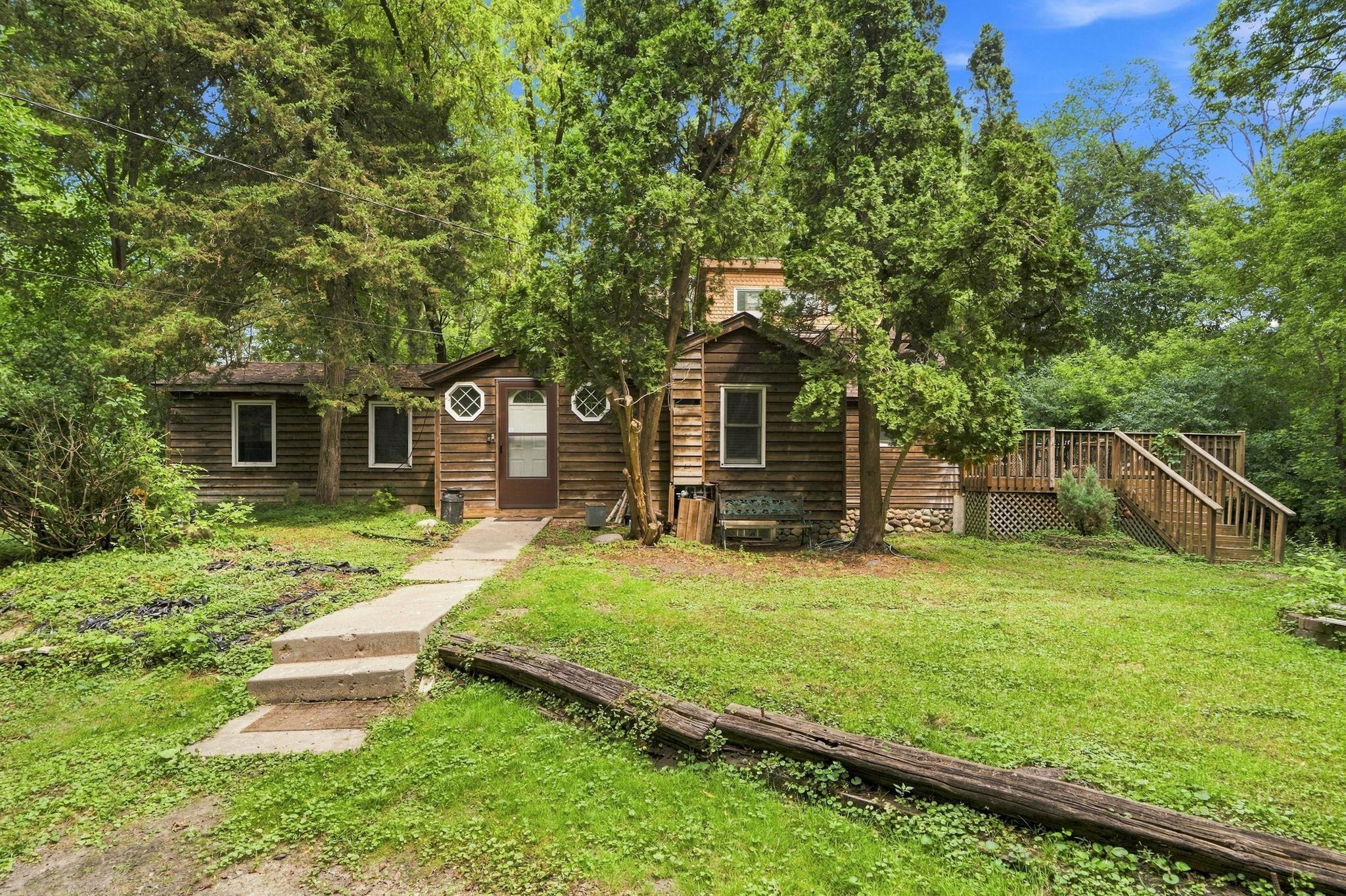 main property photo 0