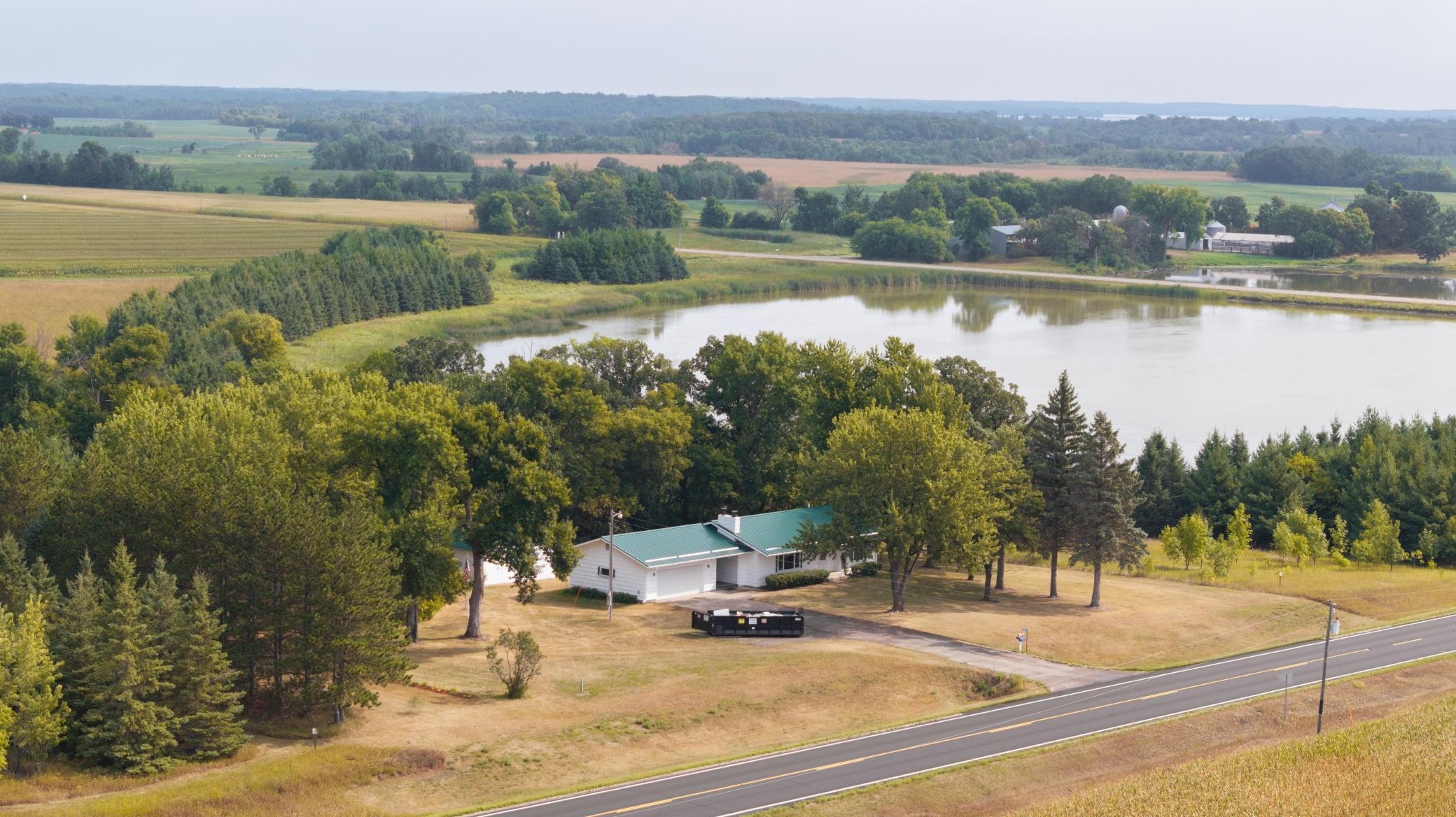 main property photo 27