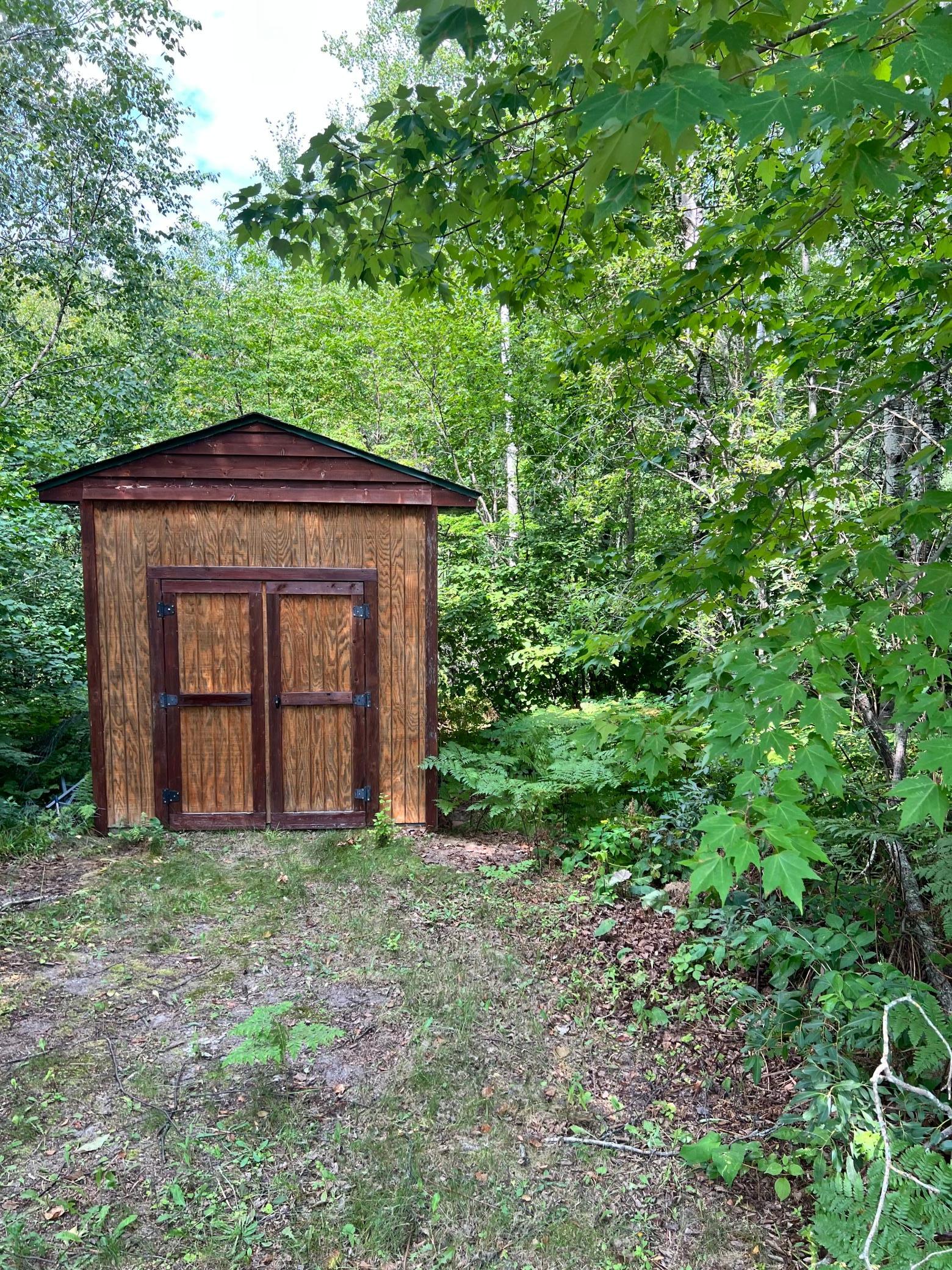 main property photo 40