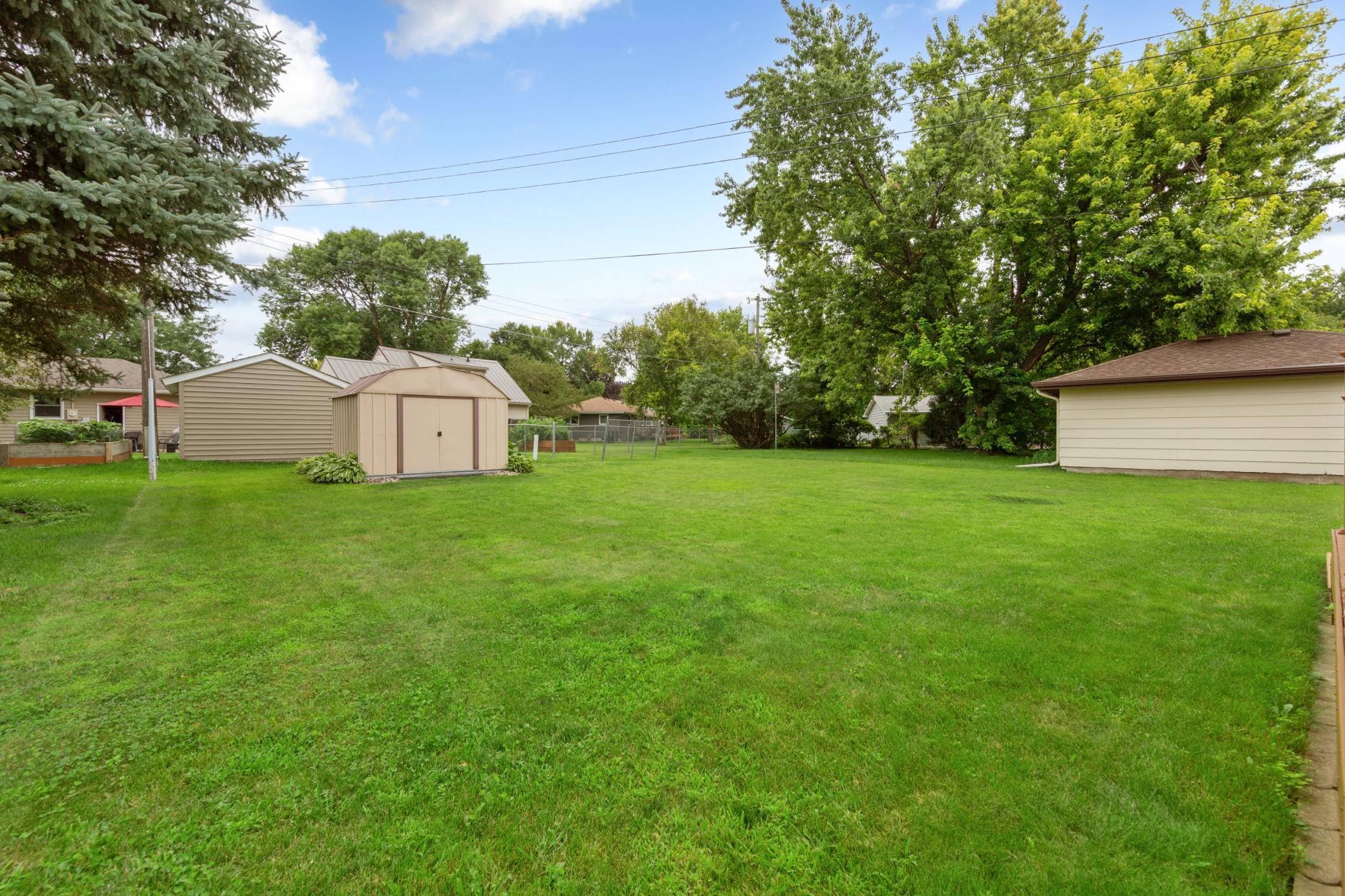 main property photo 36