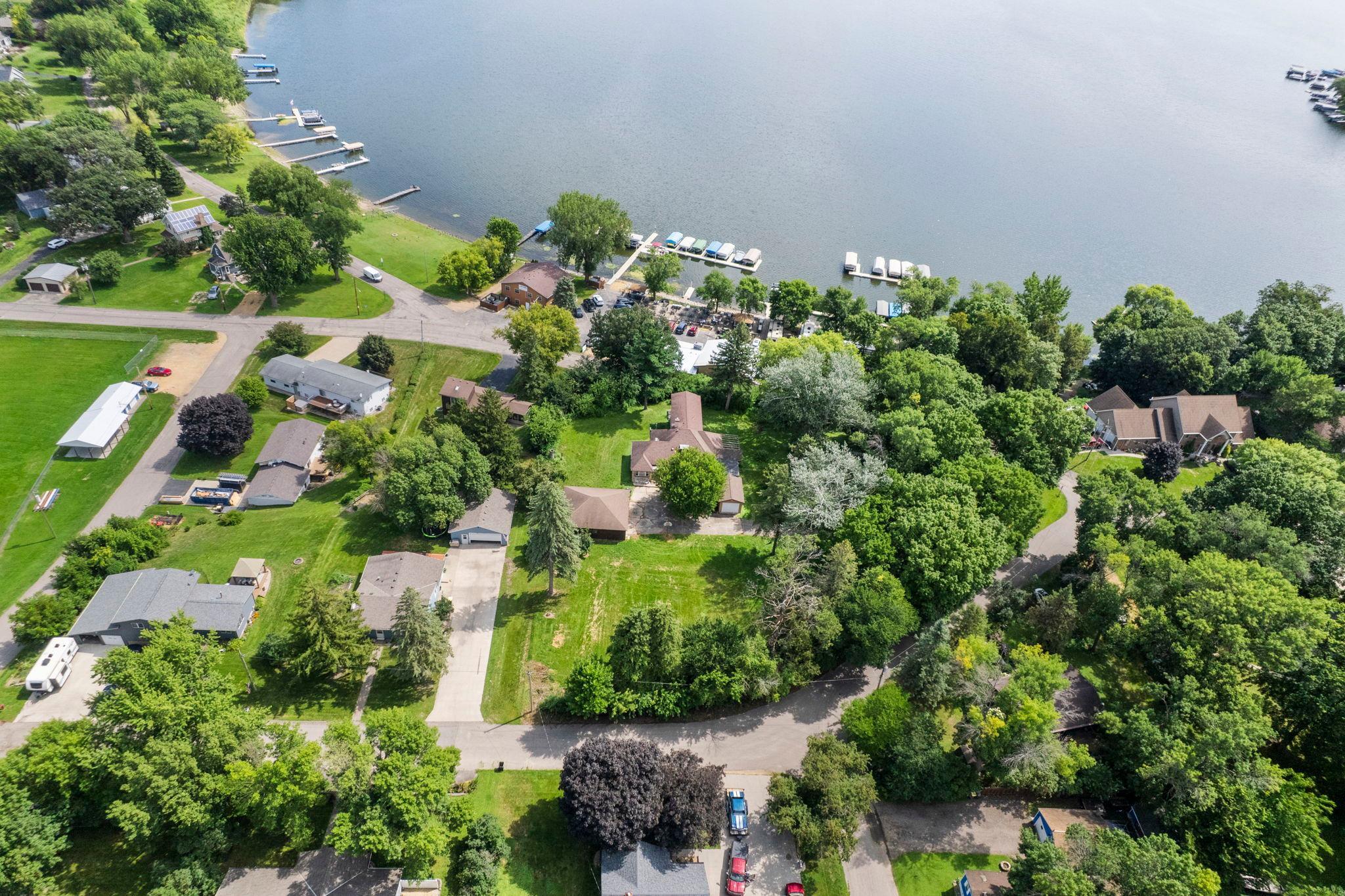 main property photo 24