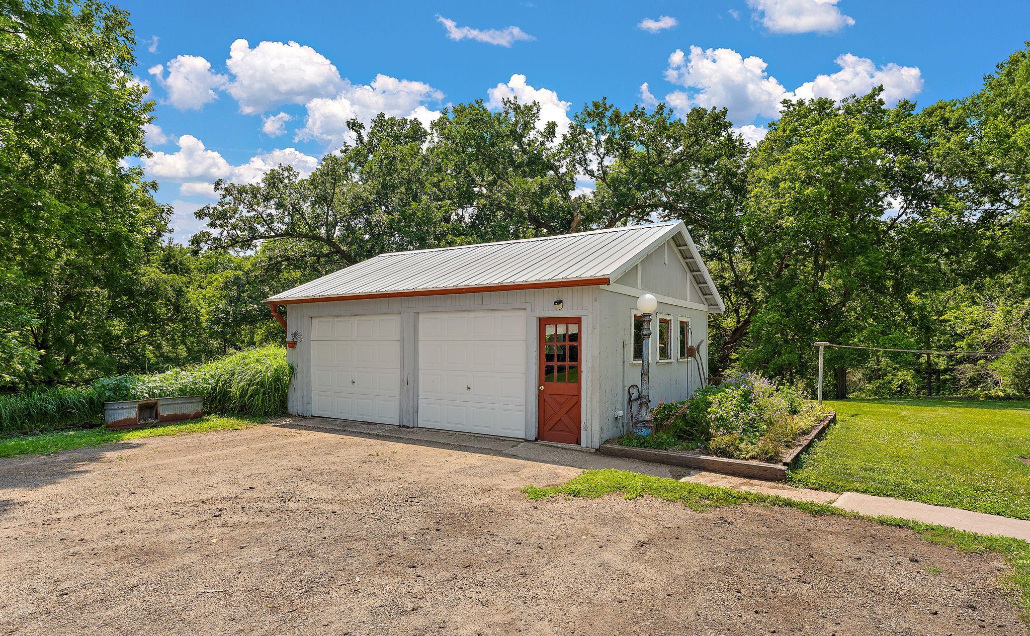 main property photo 60