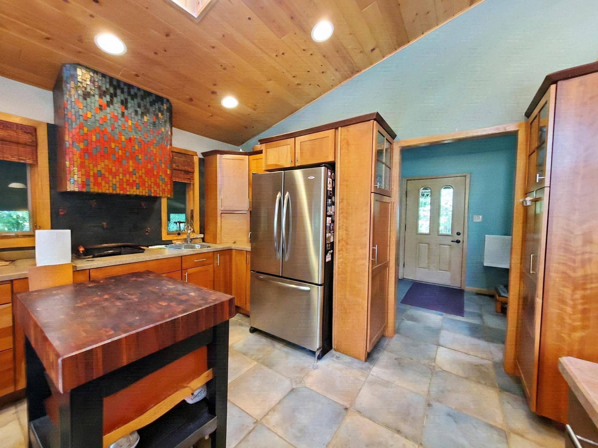 main property photo 54