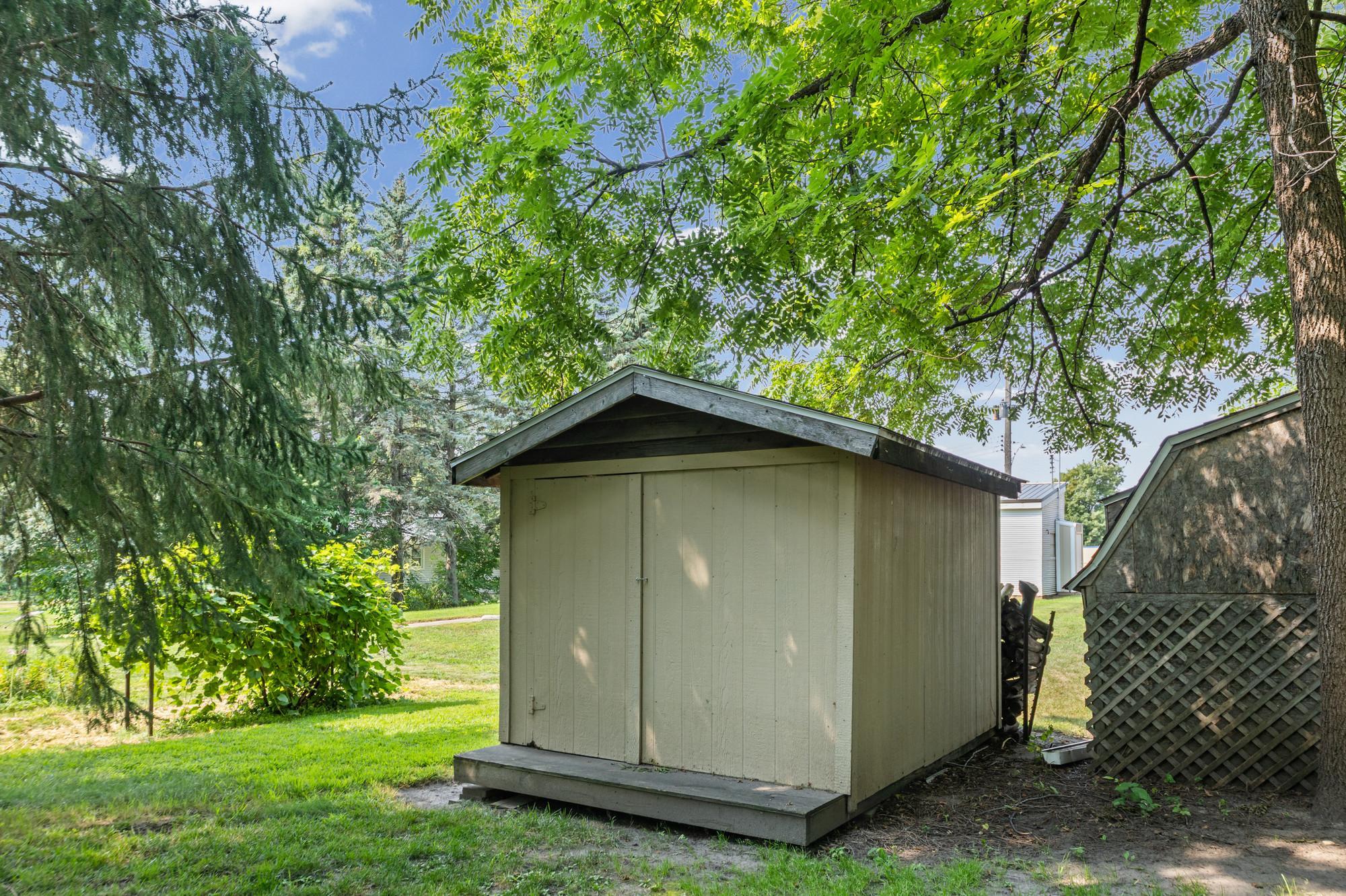 main property photo 39