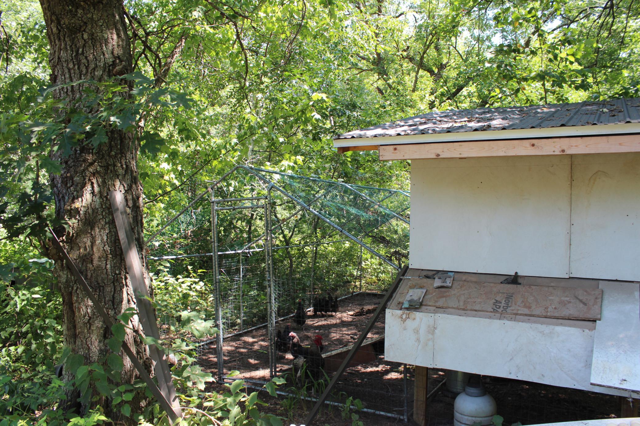 main property photo 25