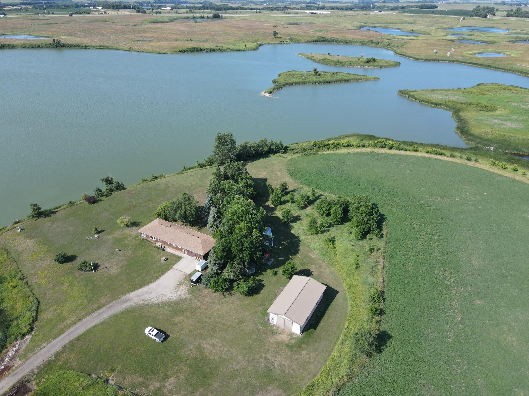 main property photo 11