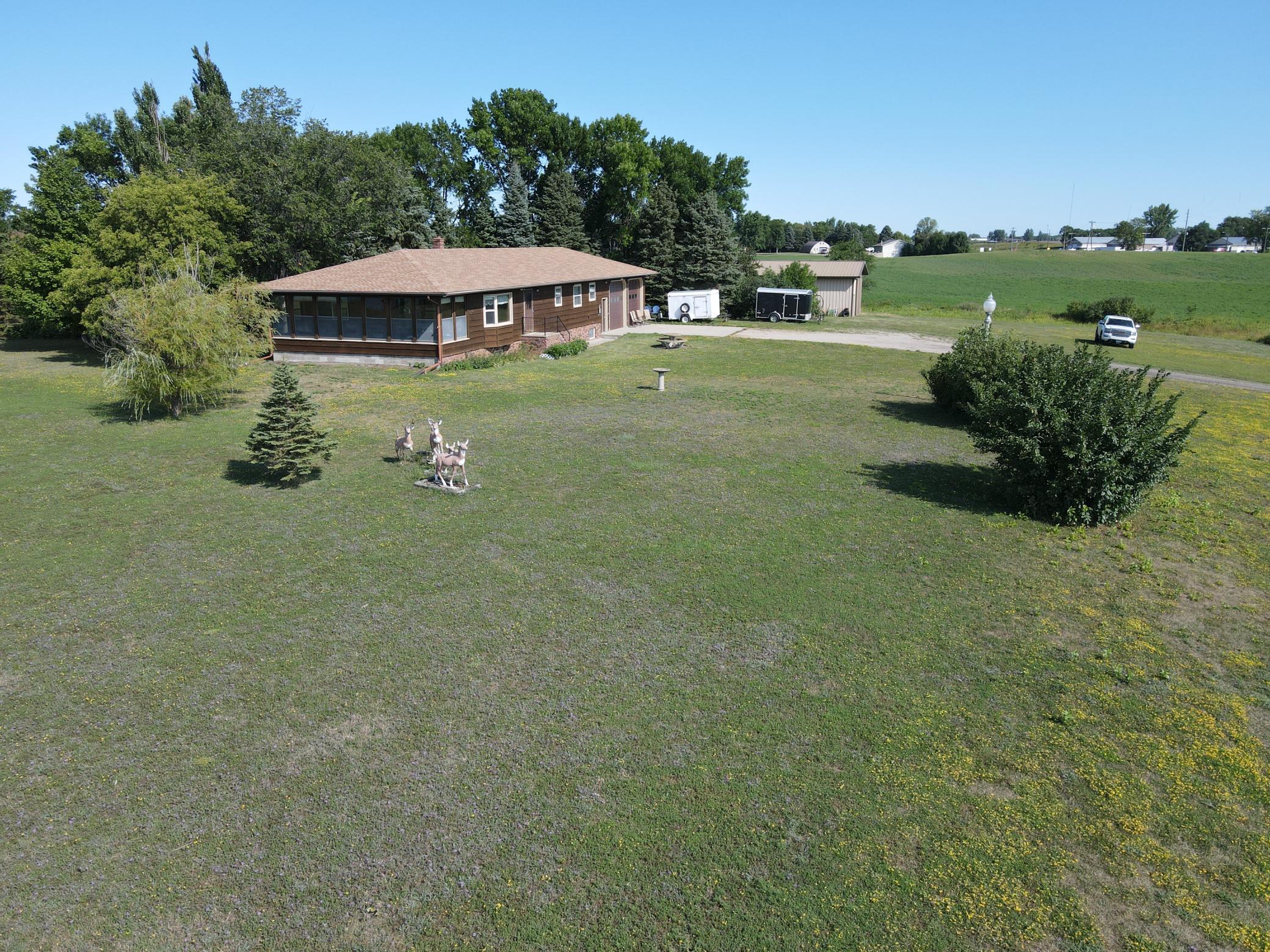 main property photo 17