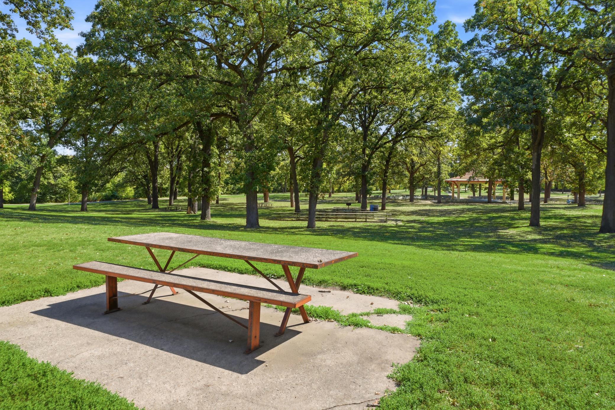 main property photo 33
