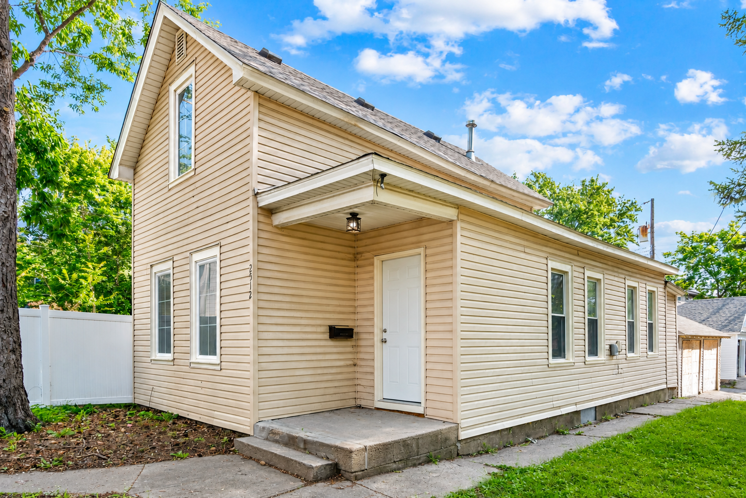 main property photo 41