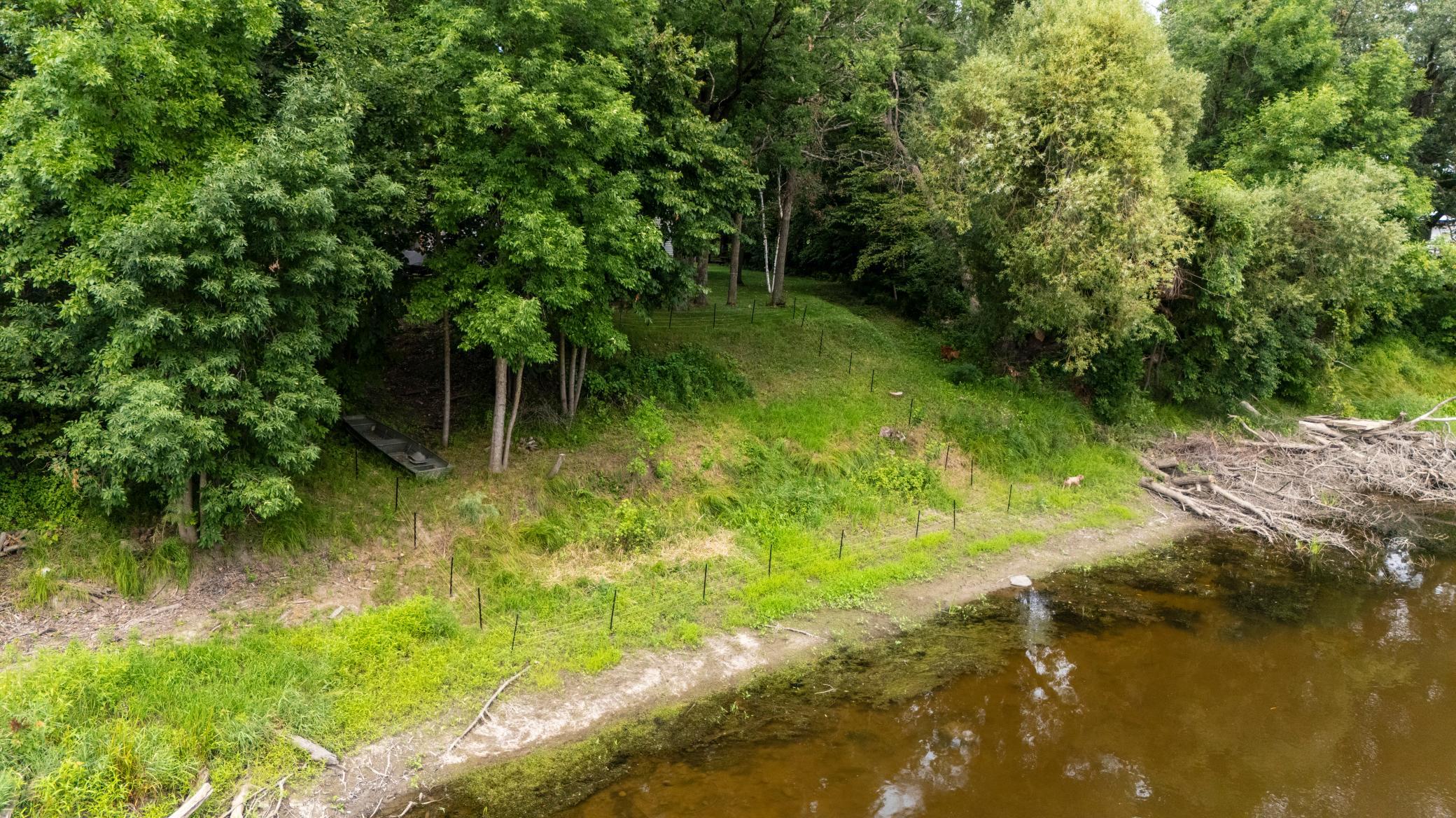 main property photo 26