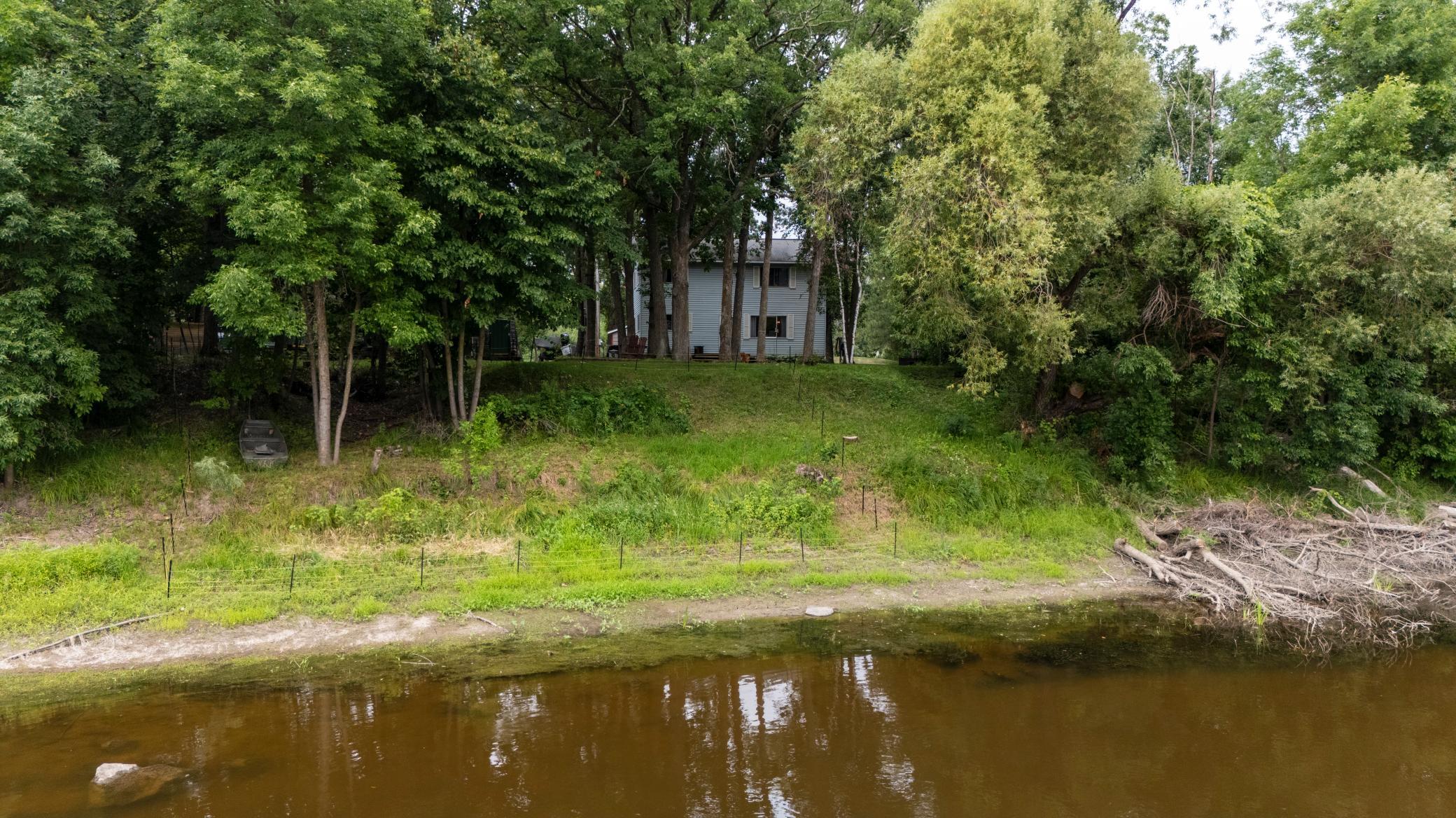 main property photo 27