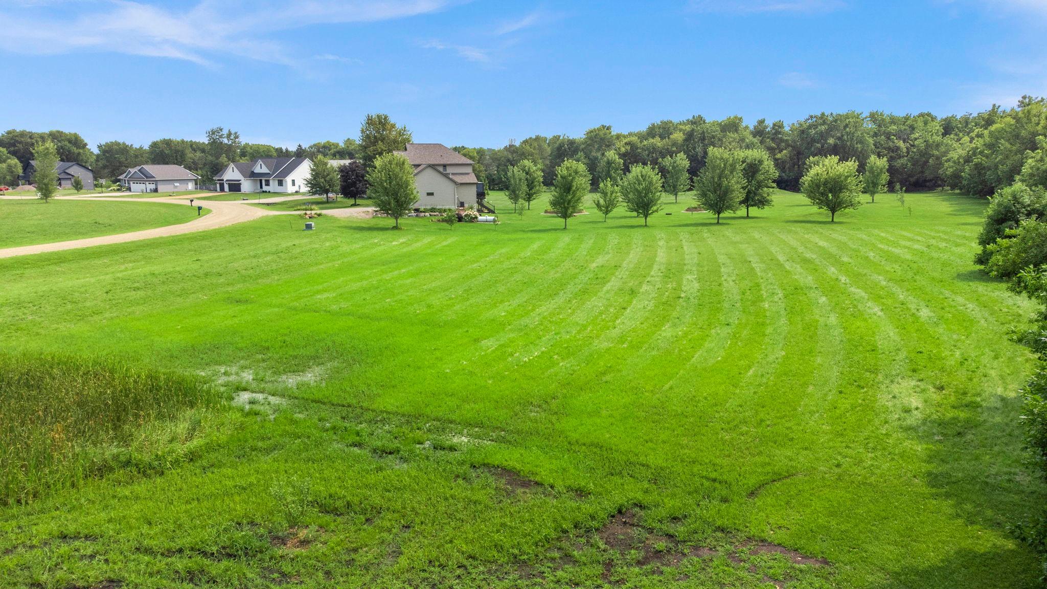 main property photo 10