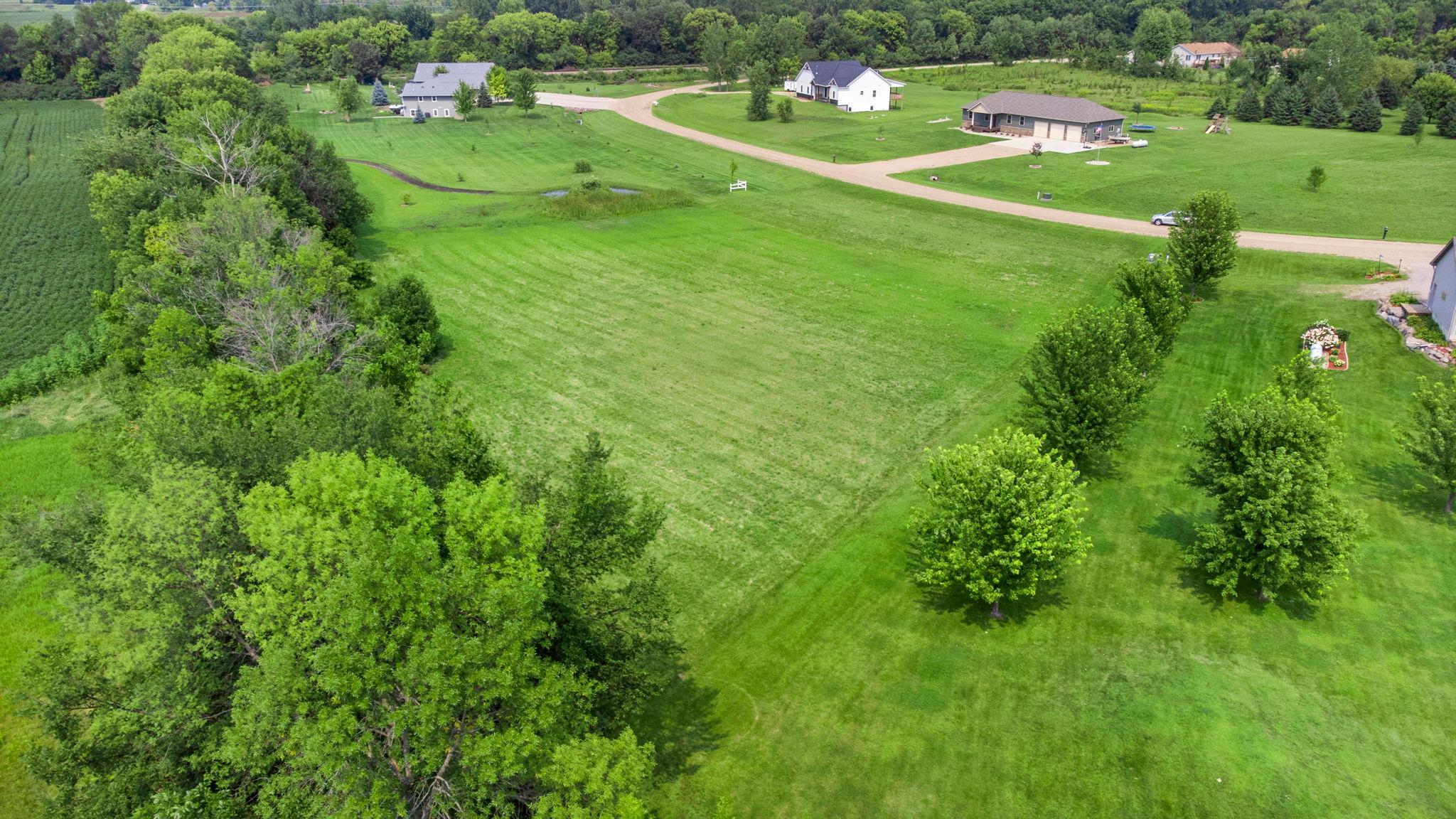 main property photo 4