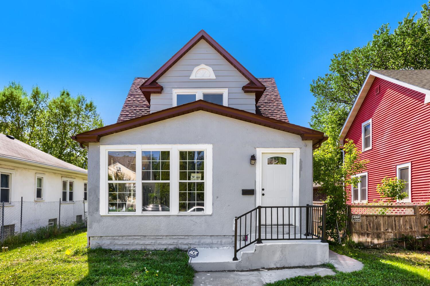 main property photo 4