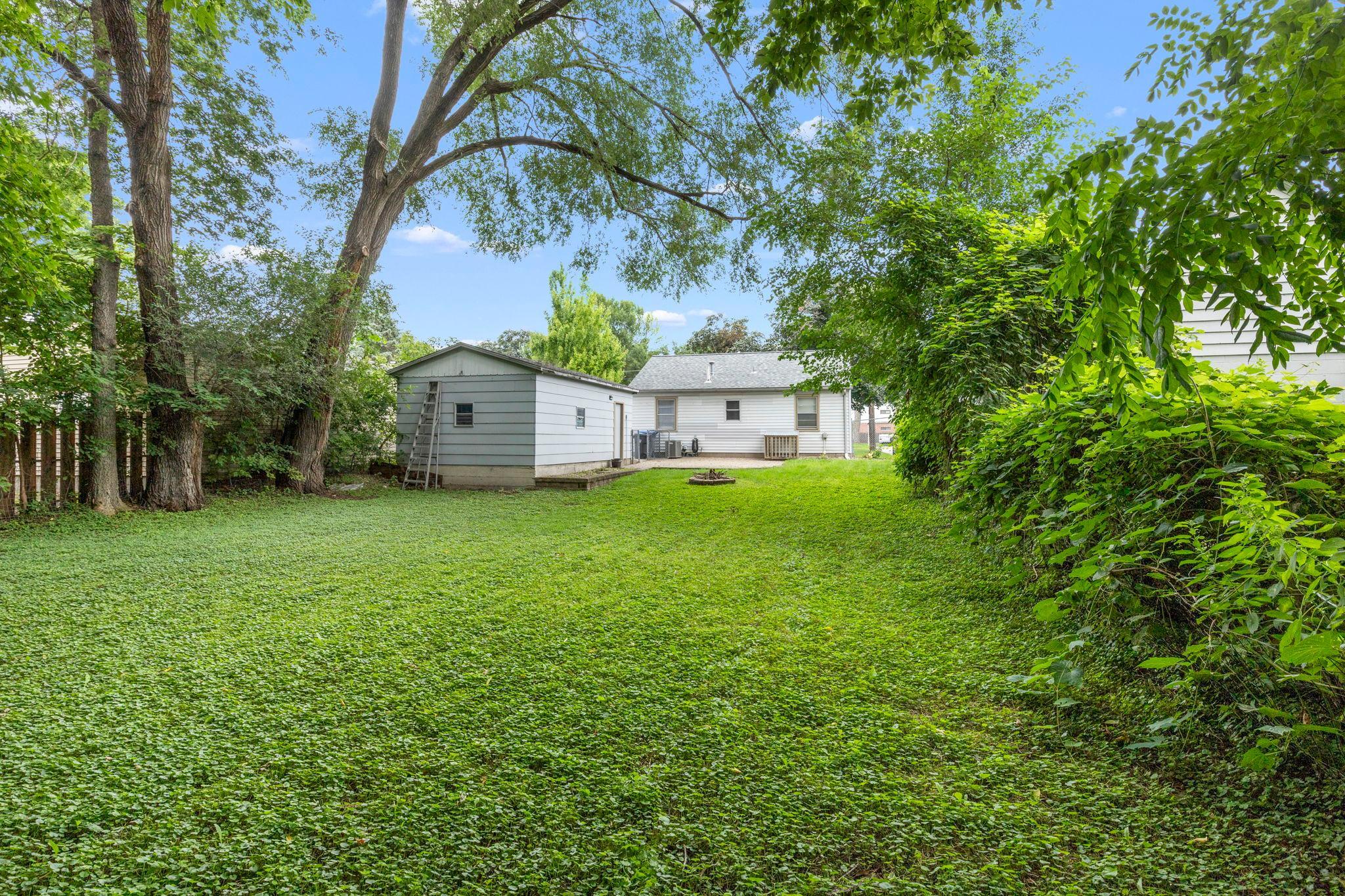 main property photo 45