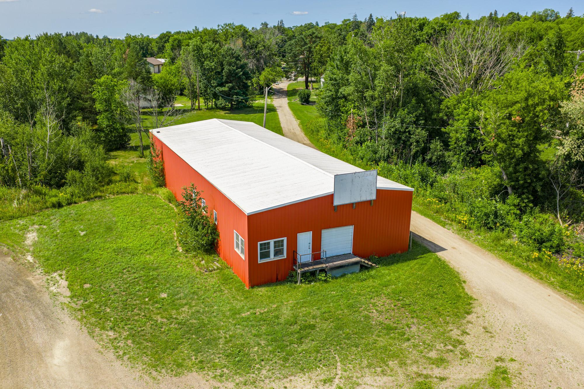 main property photo 23