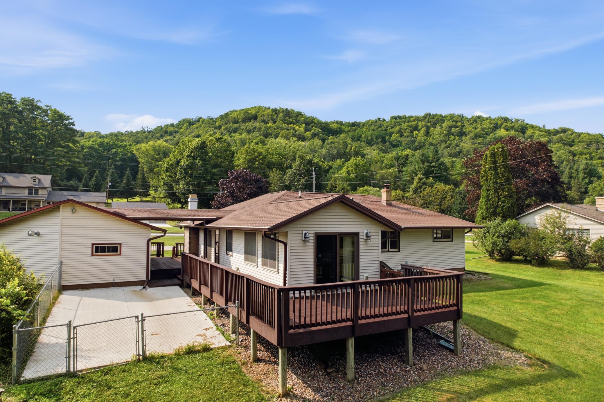 main property photo 22