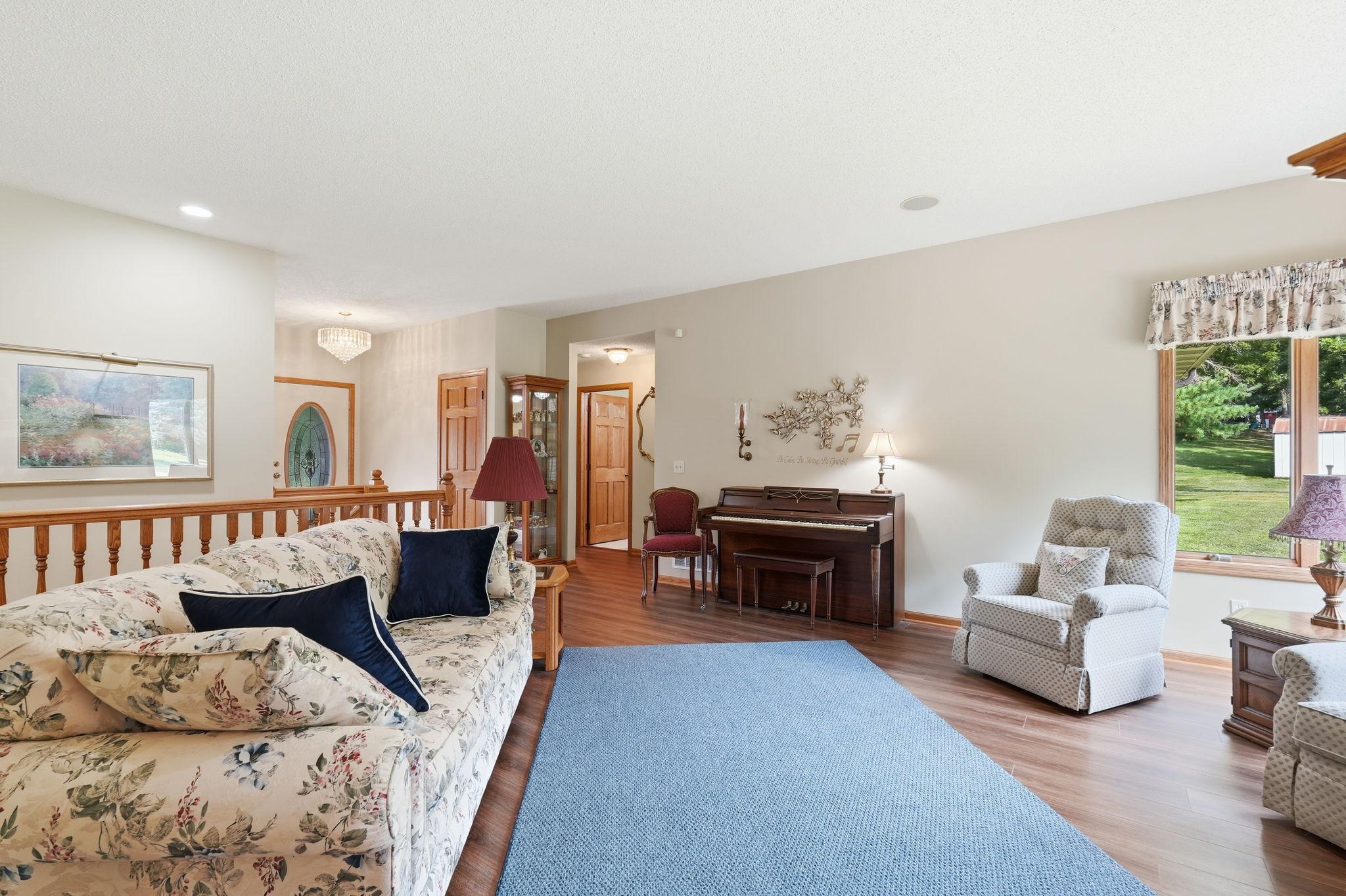 main property photo 12