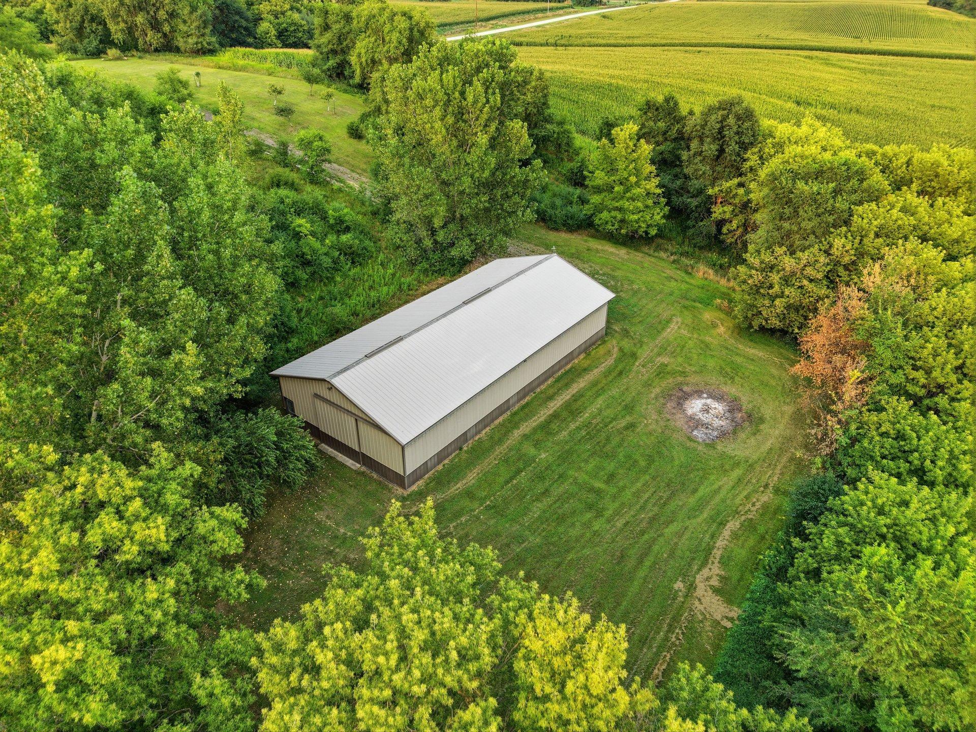 main property photo 40