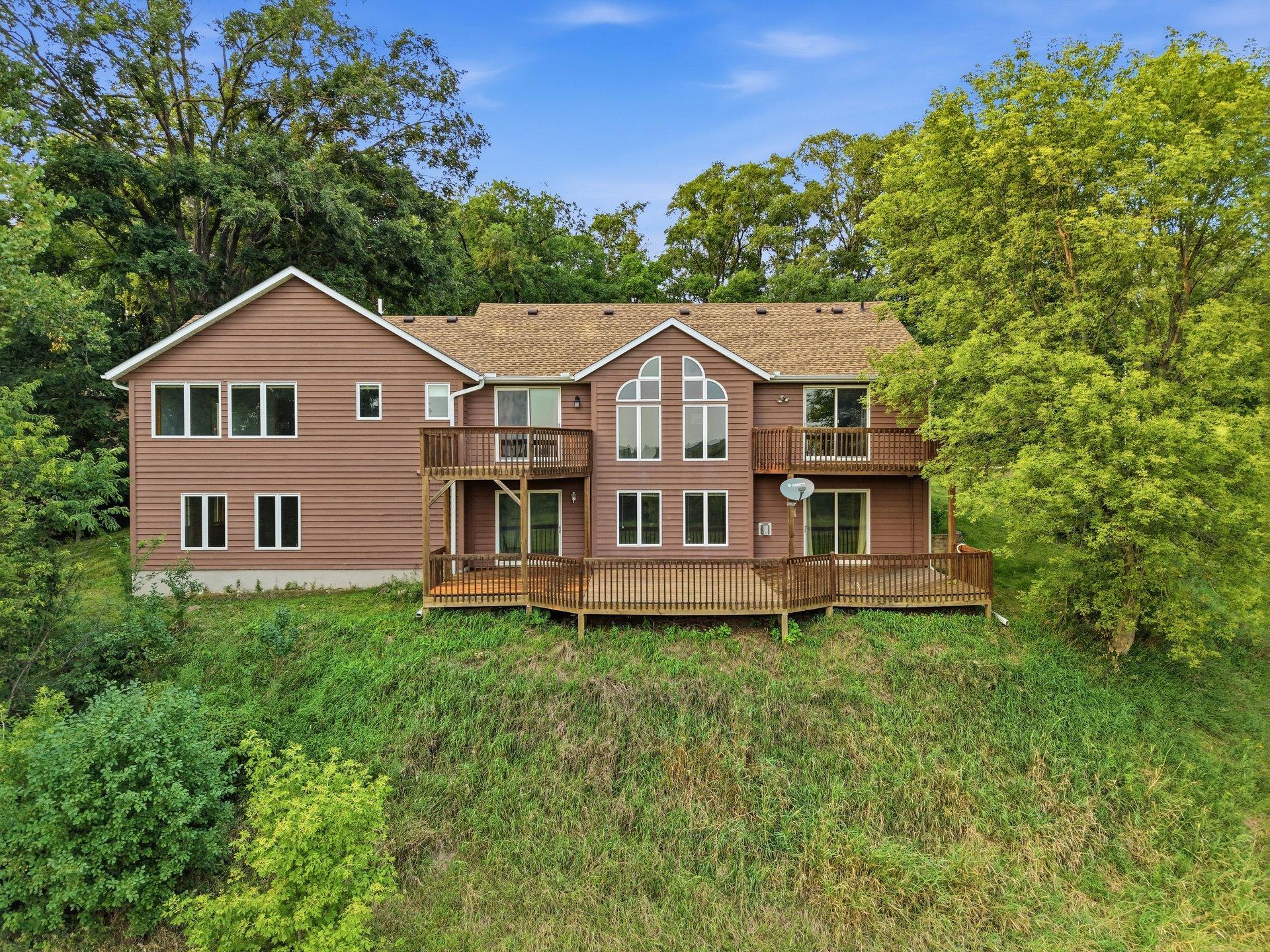 main property photo 5