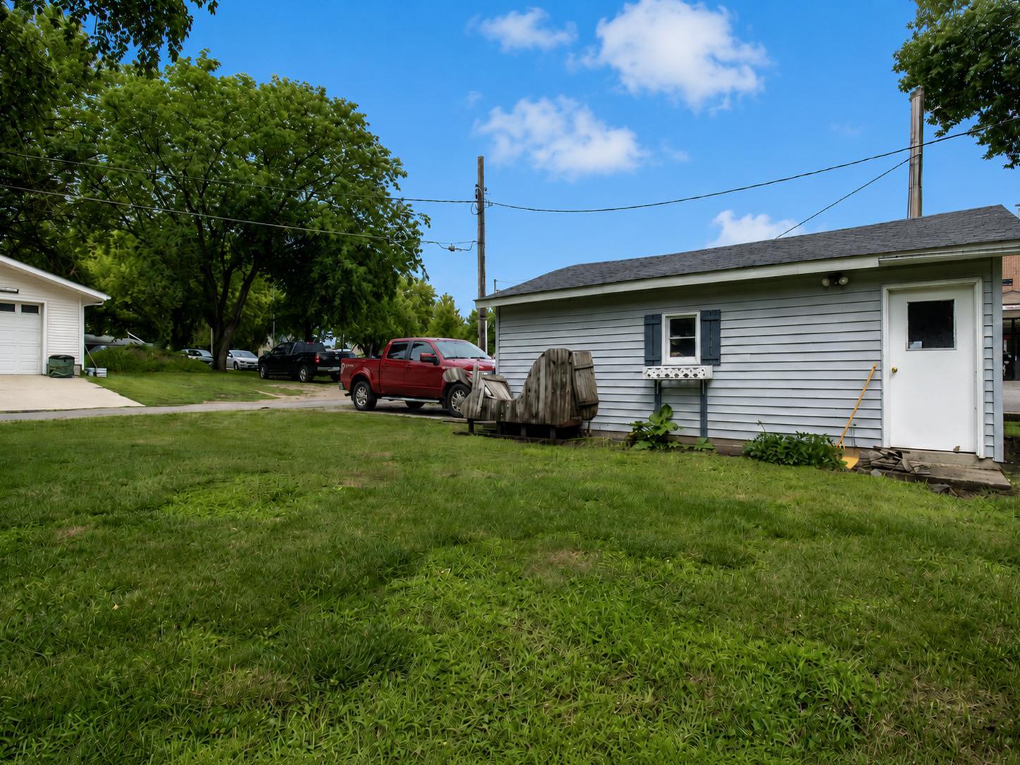 main property photo 45