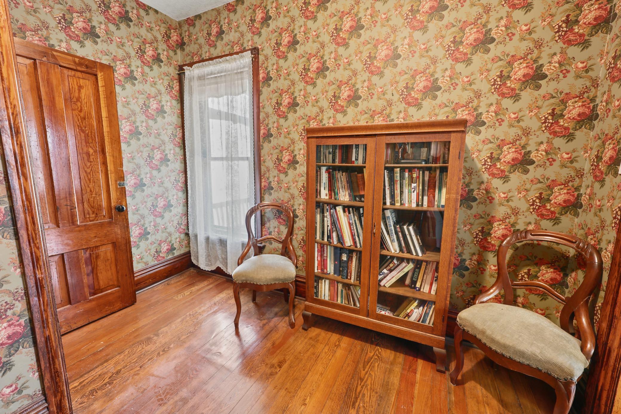 main property photo 35