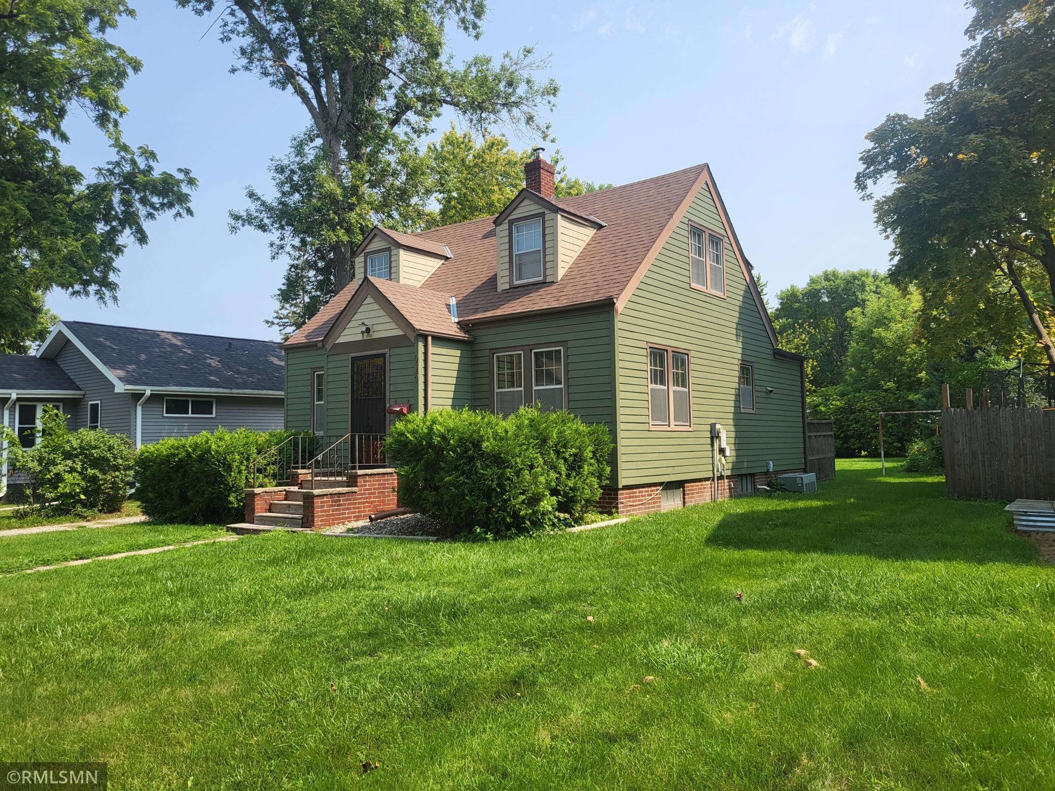 main property photo 2