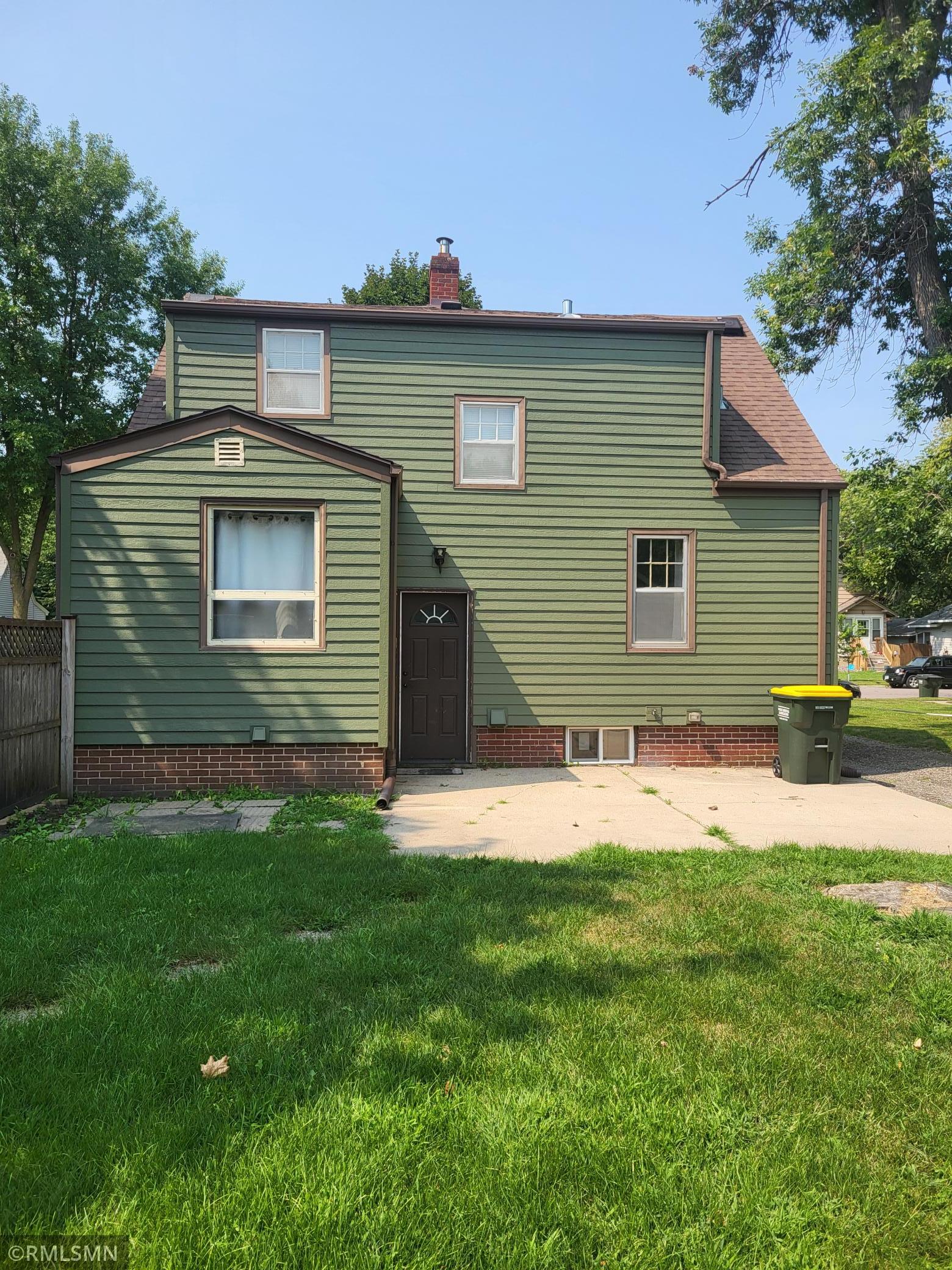 main property photo 3