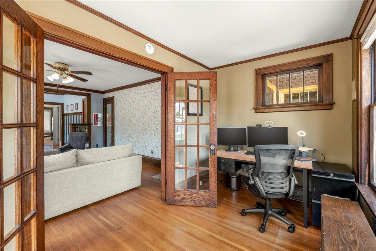 main property photo 11