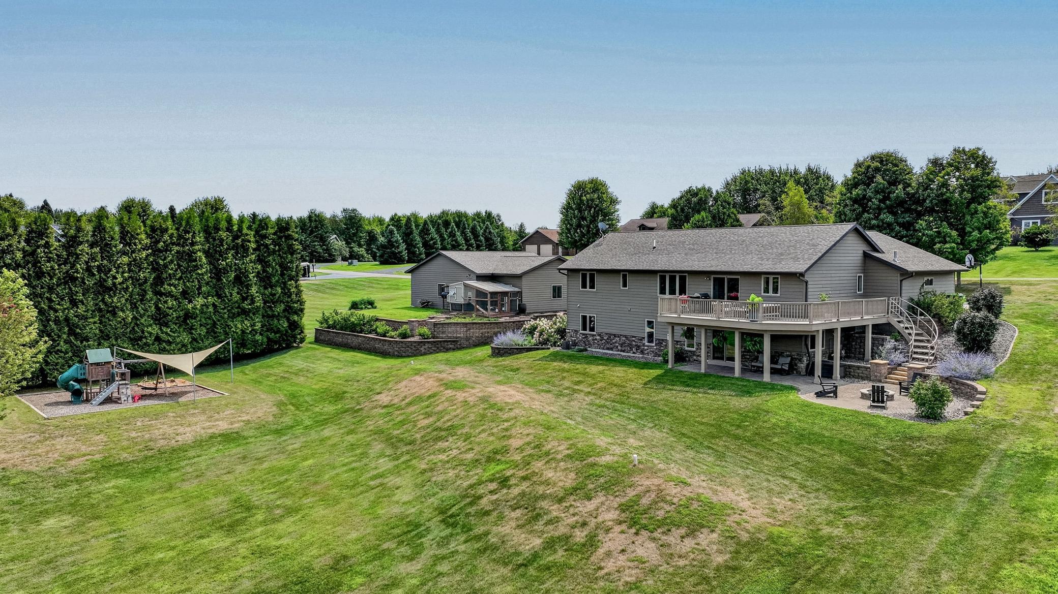 main property photo 42