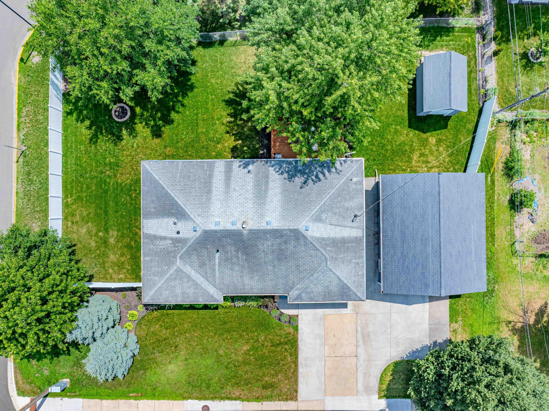 main property photo 79