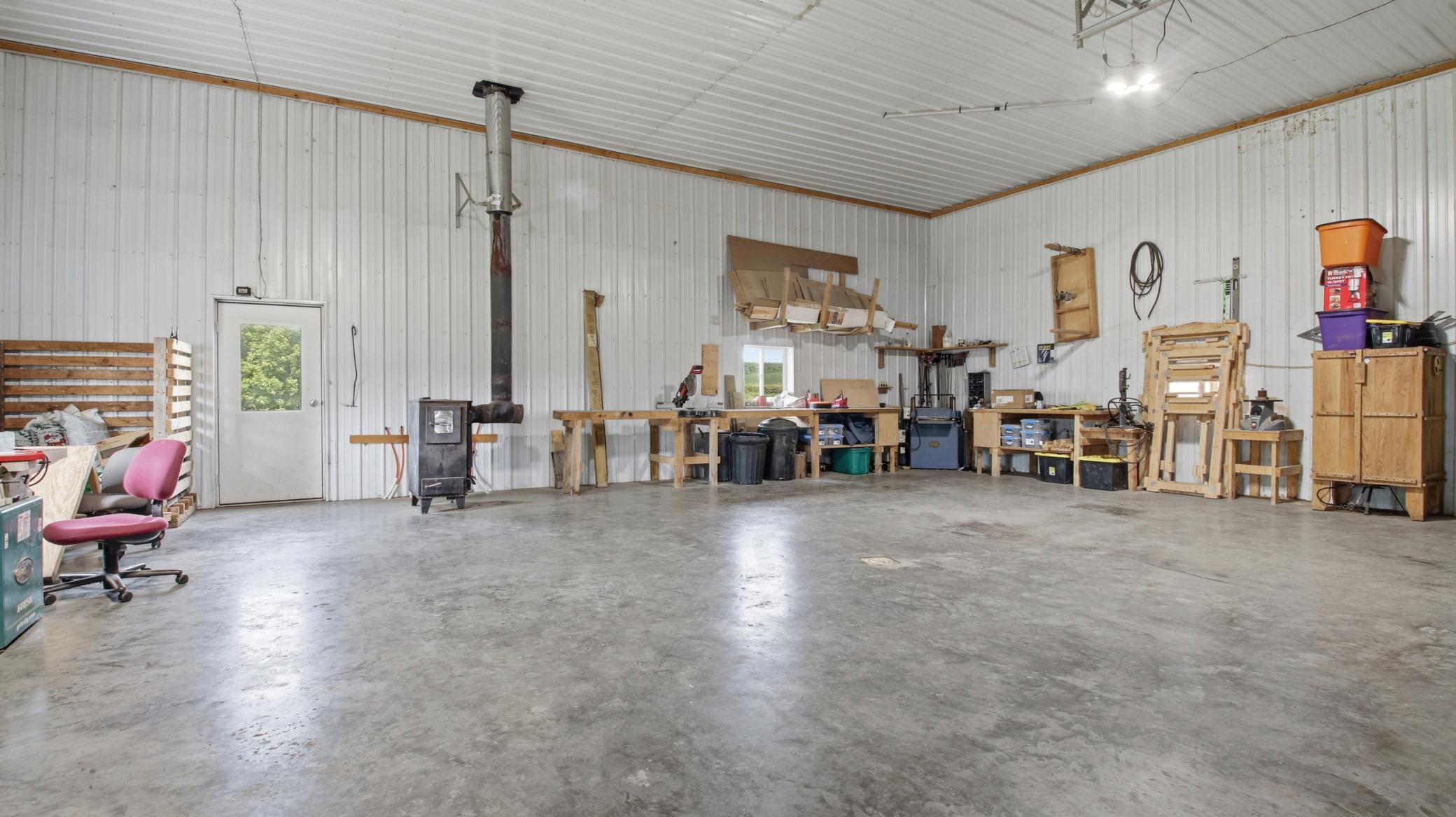main property photo 33