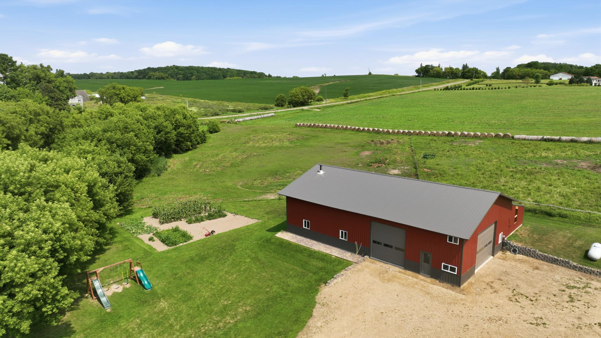 main property photo 48
