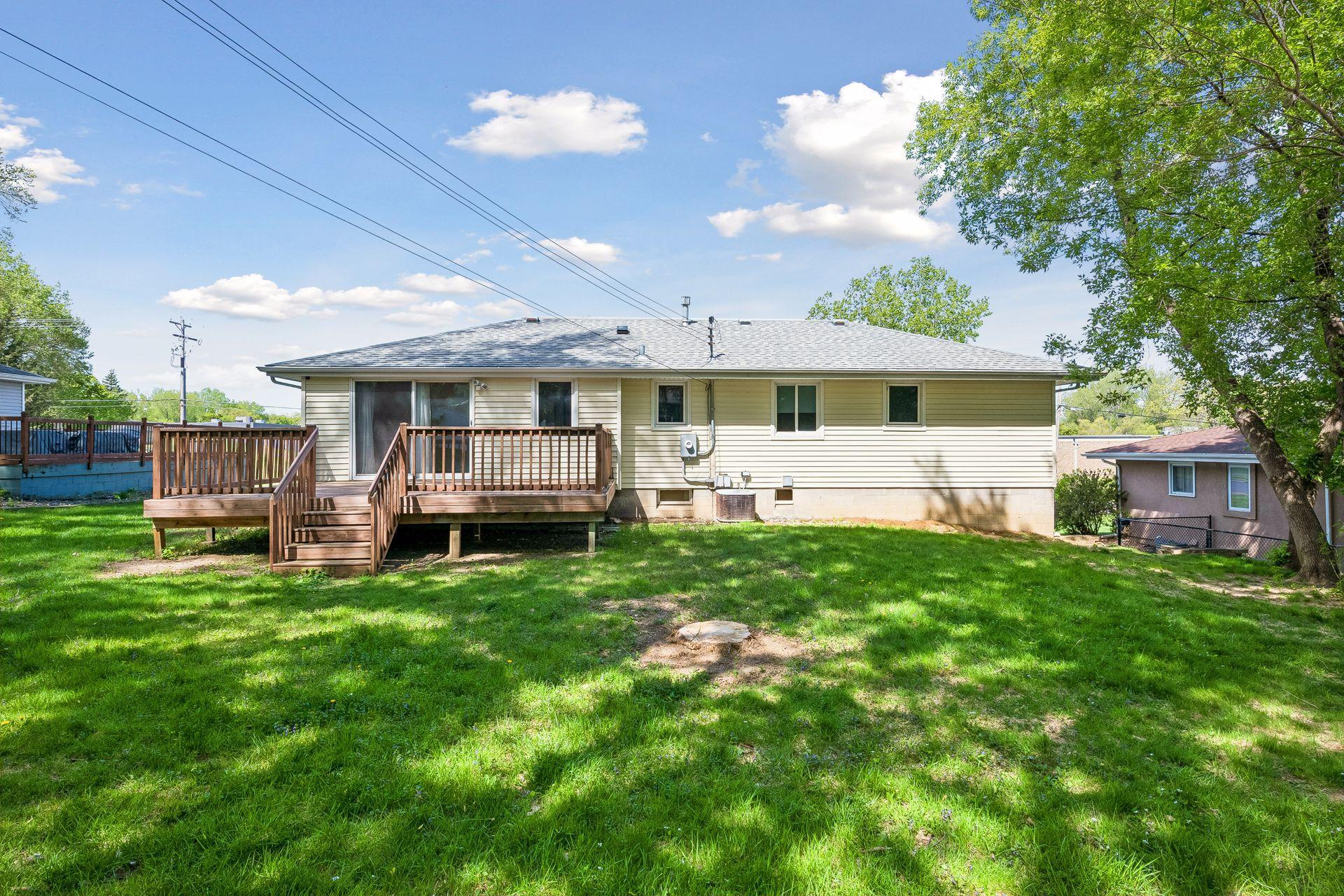 main property photo 28