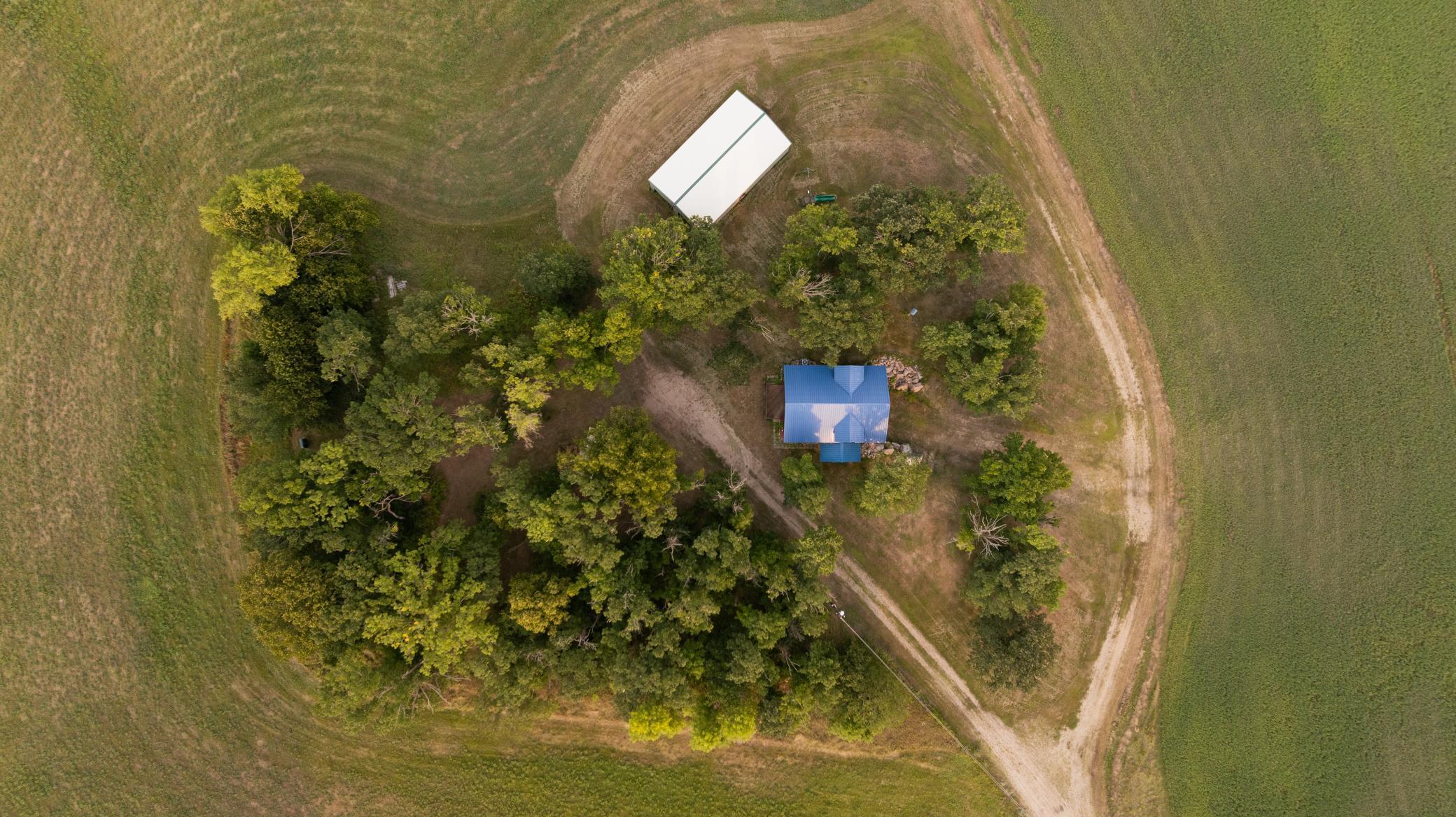 main property photo 38