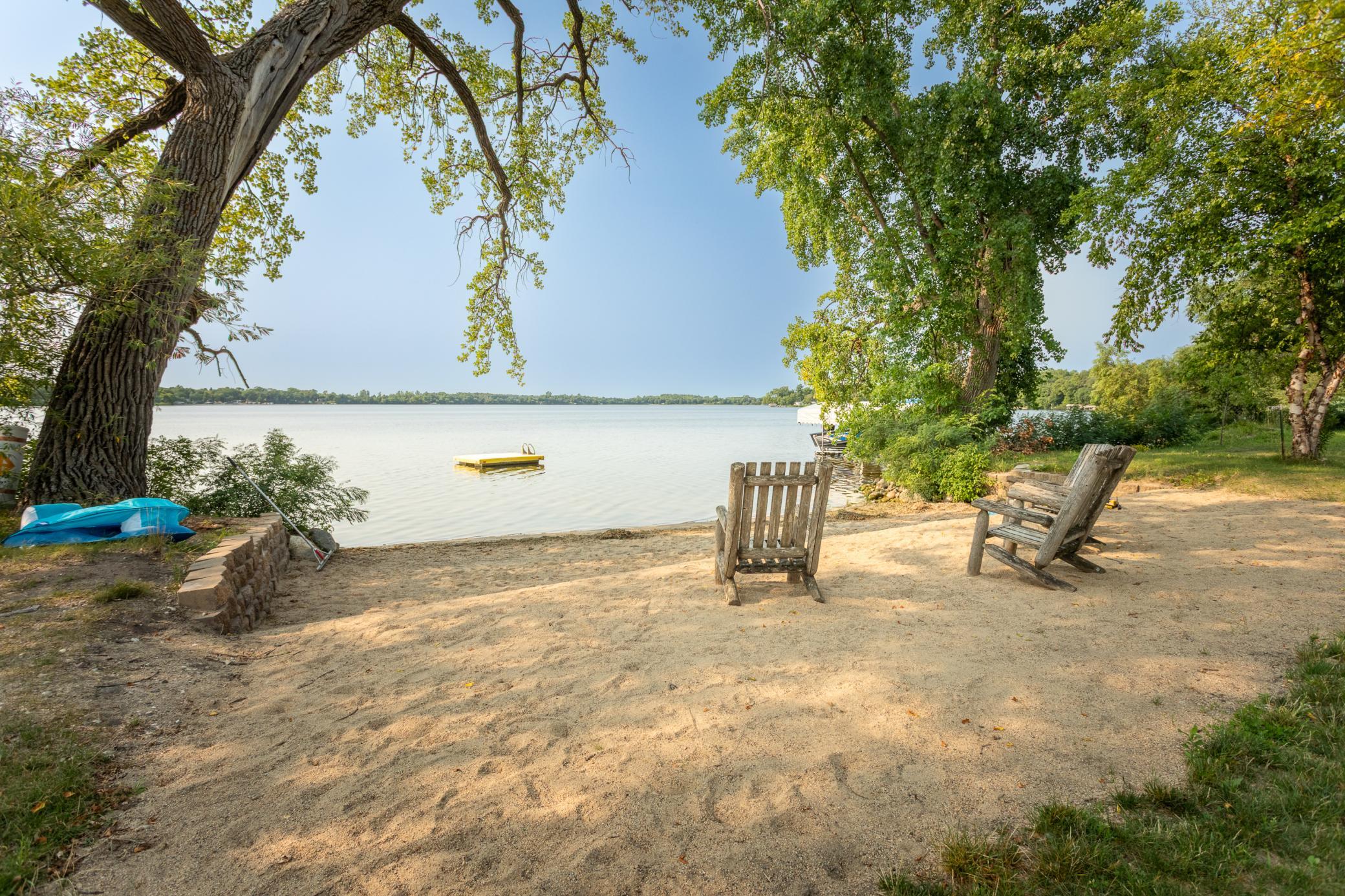 main property photo 19