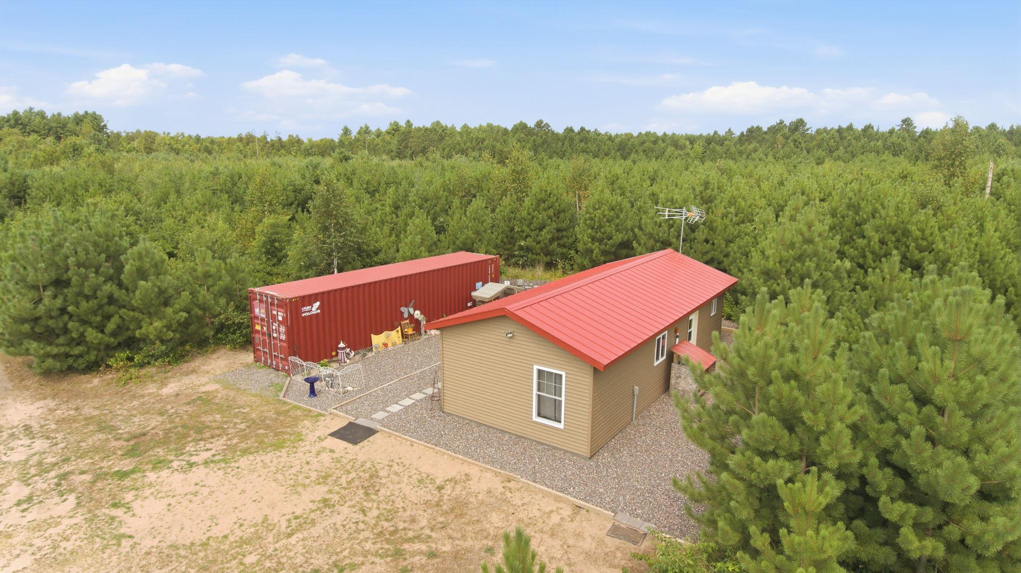 main property photo 18