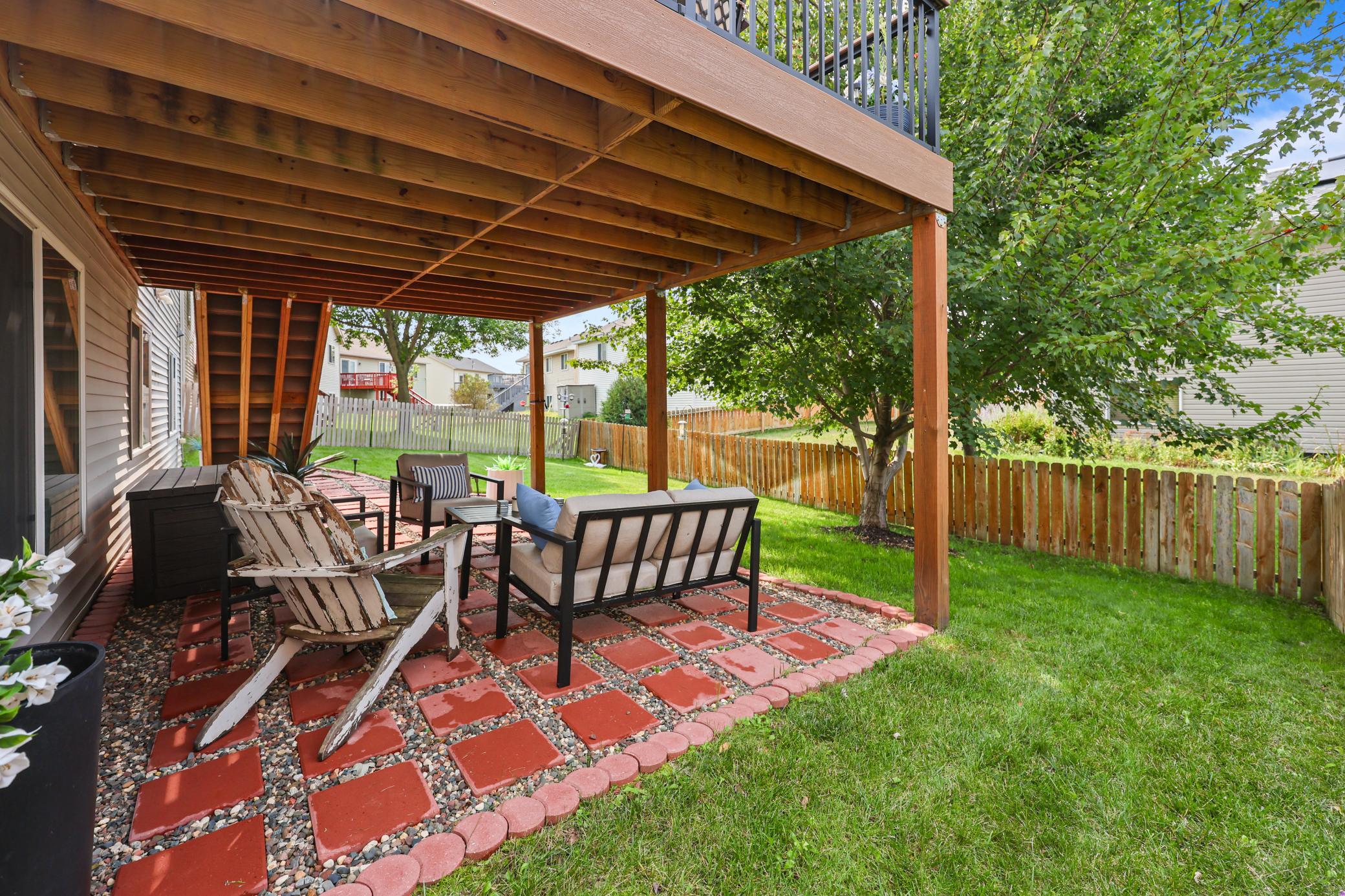 main property photo 9