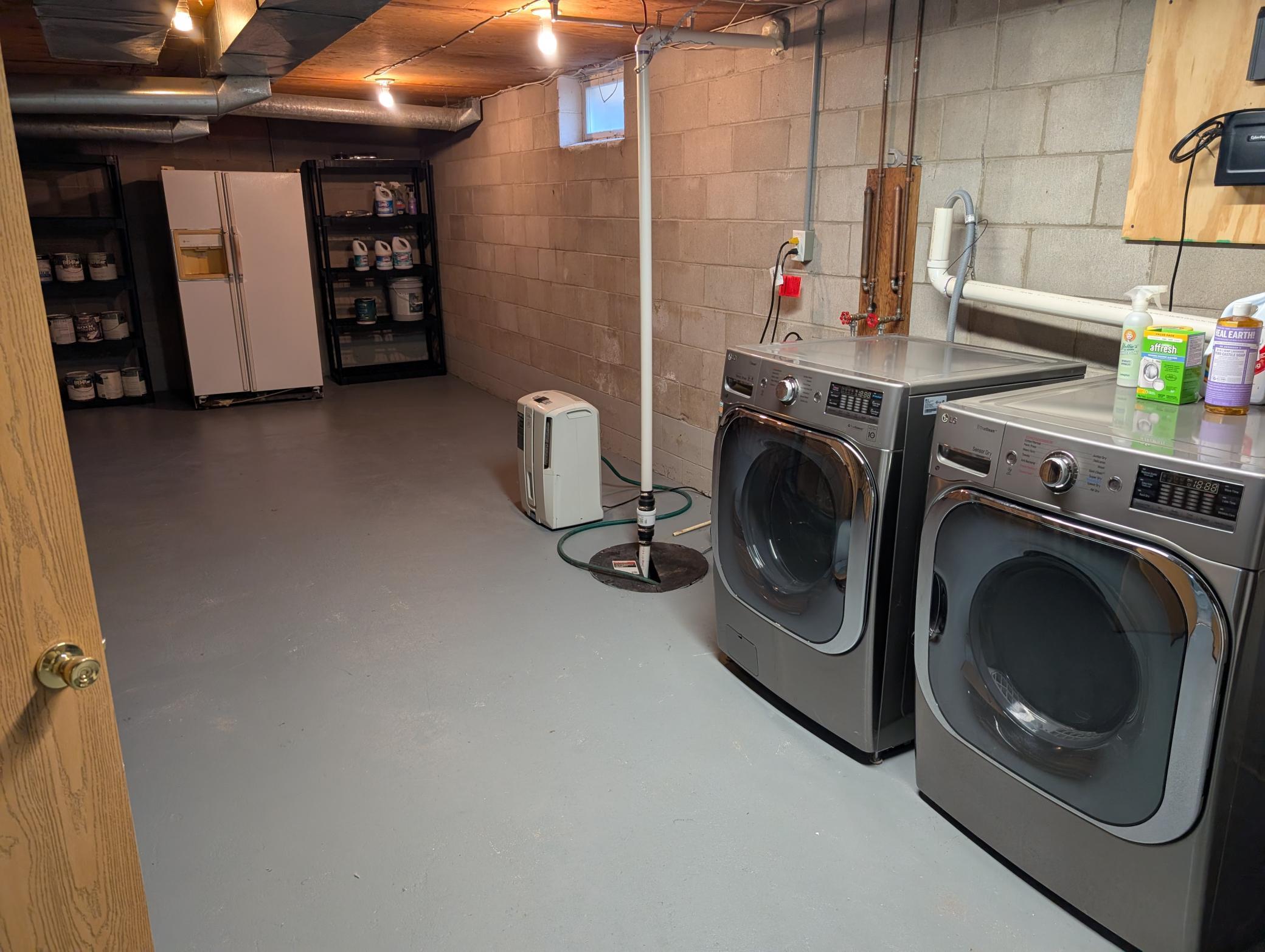 main property photo 25