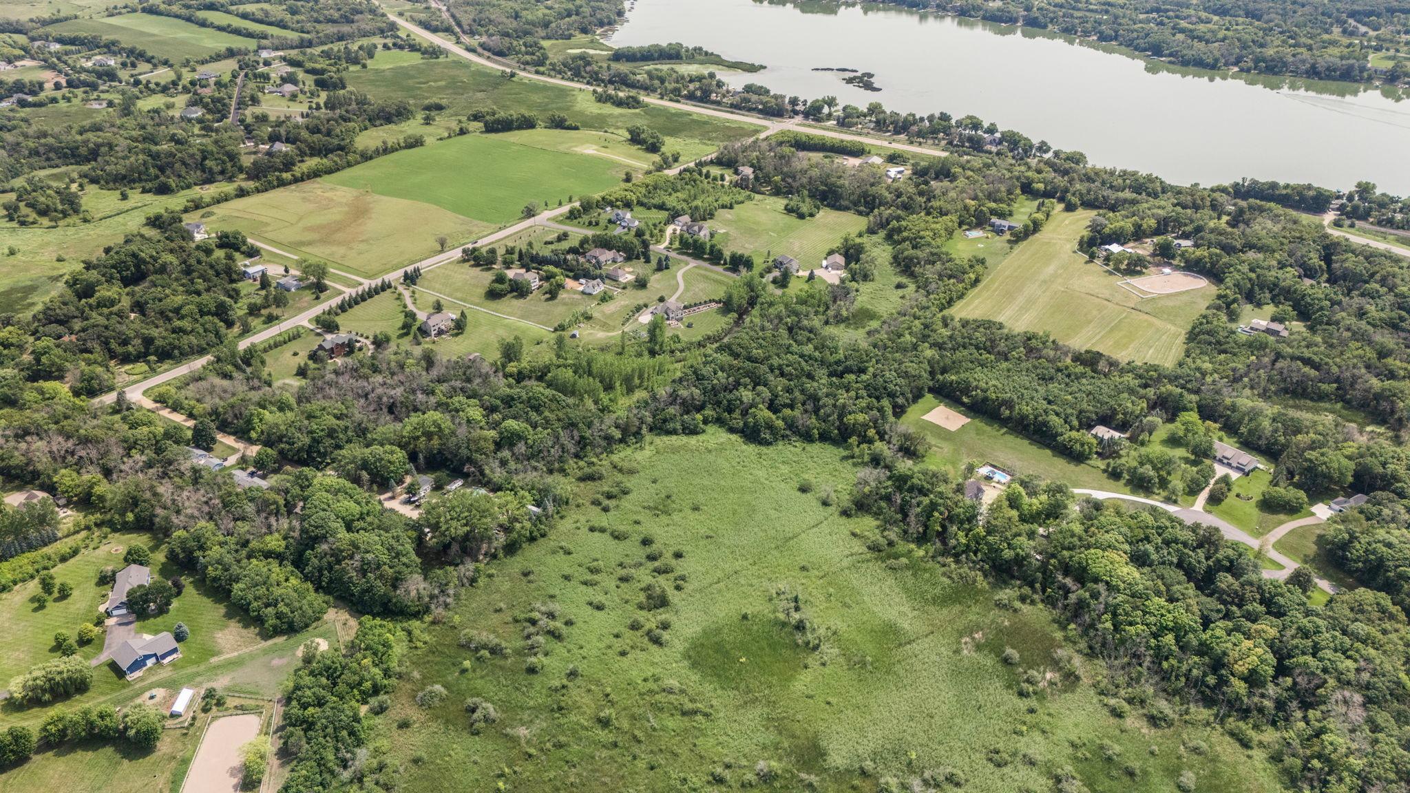 main property photo 10