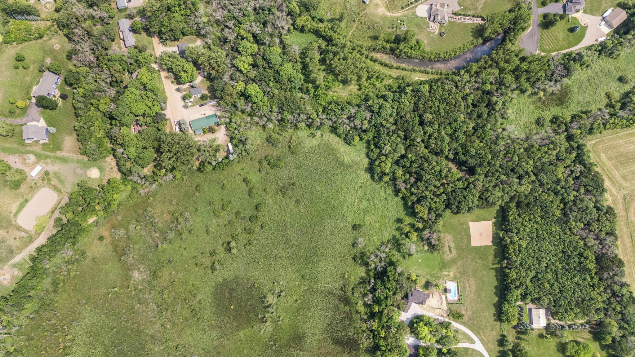main property photo 11