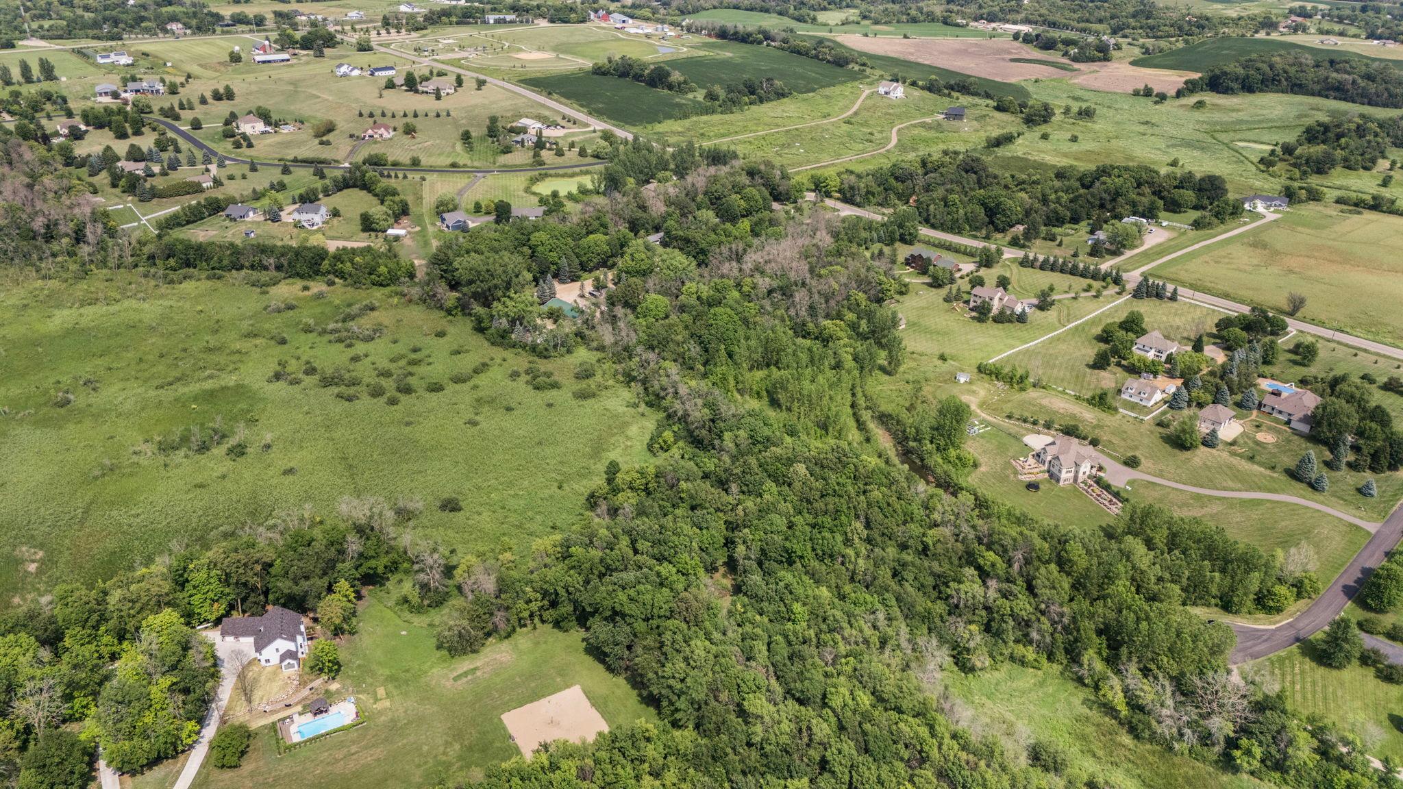 main property photo 13